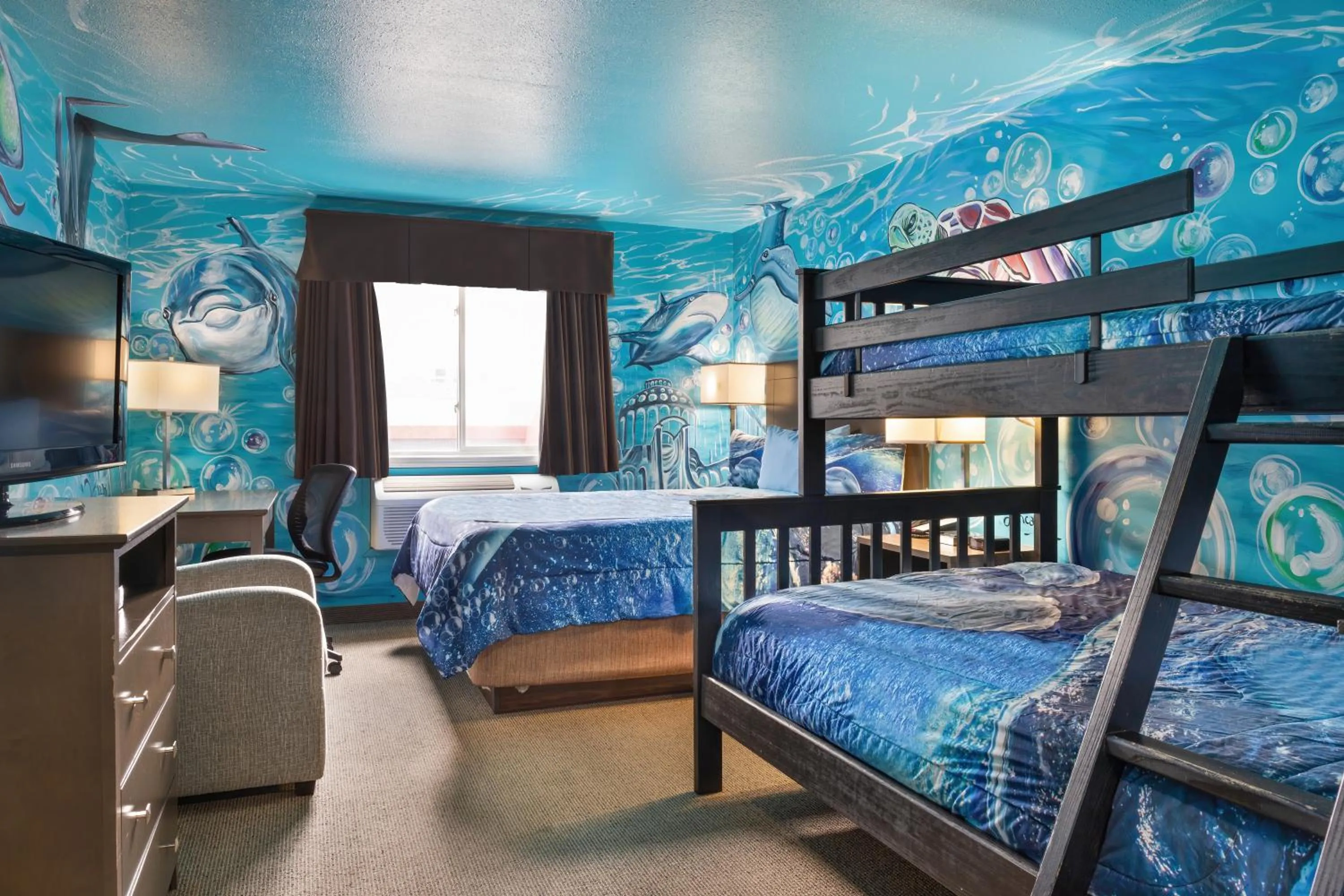 Bed in Days Inn by Wyndham Steinbach