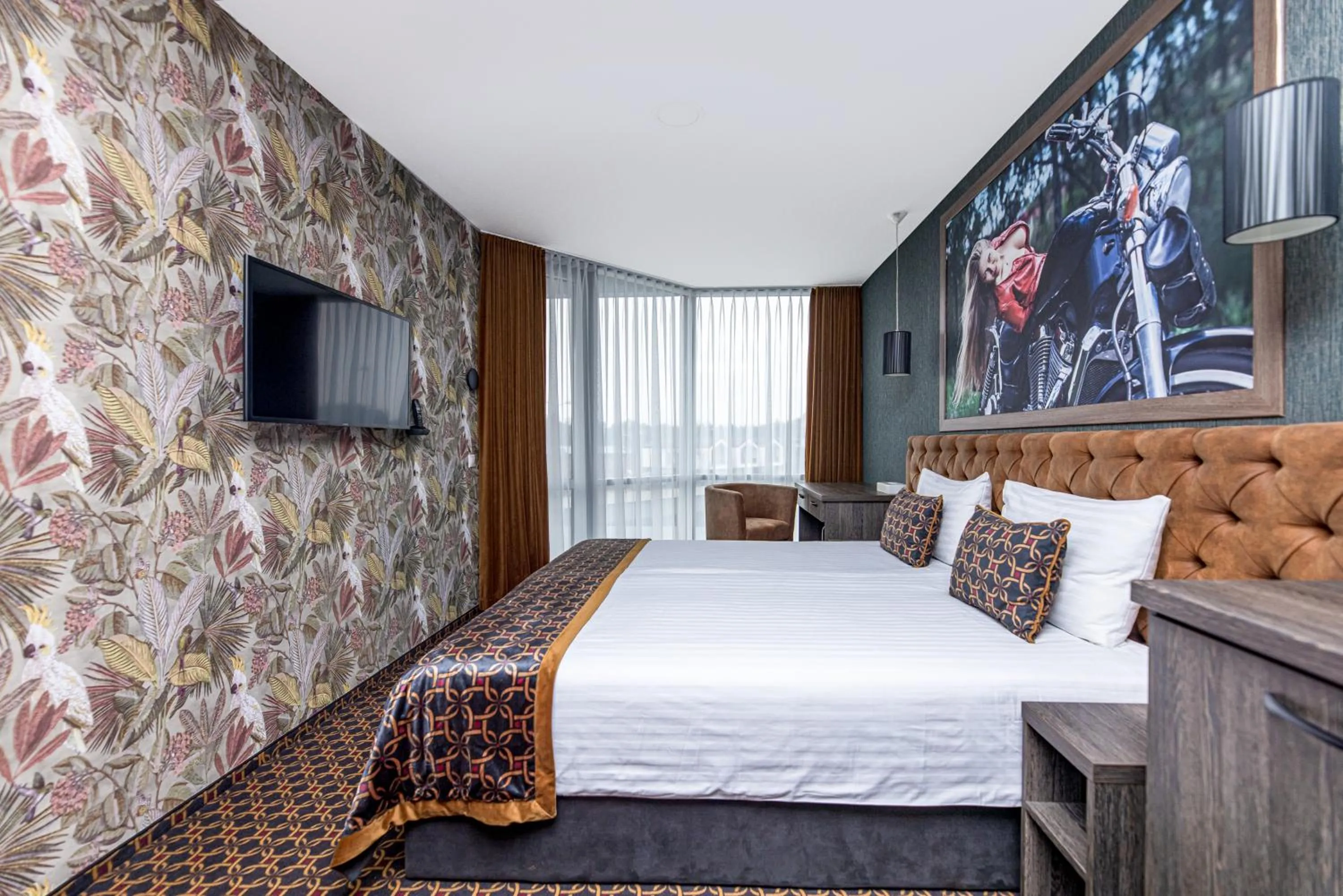 Bed in Resort Hotel Elija