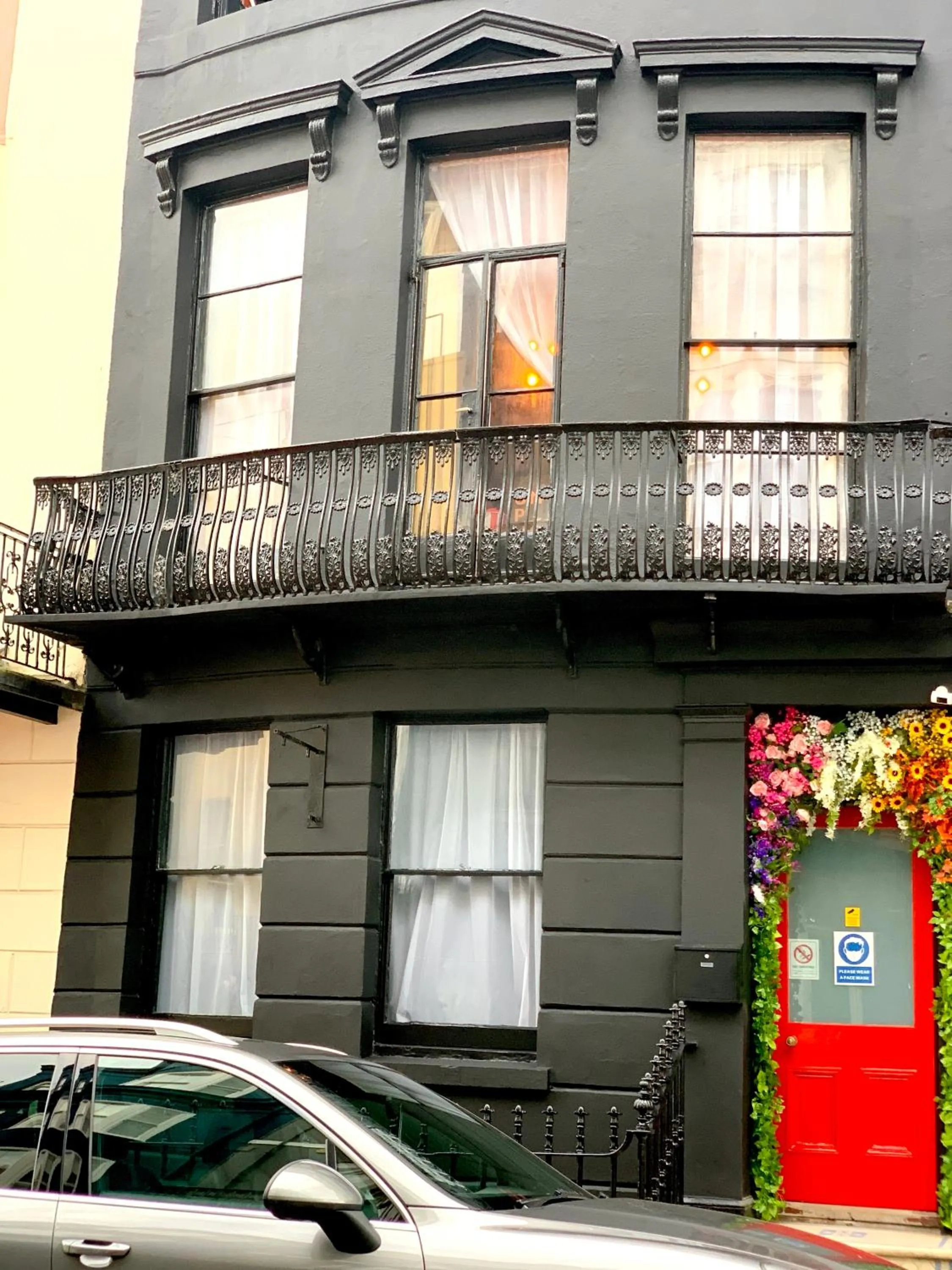 Property building in Brighton Black Hotel Kemptown
