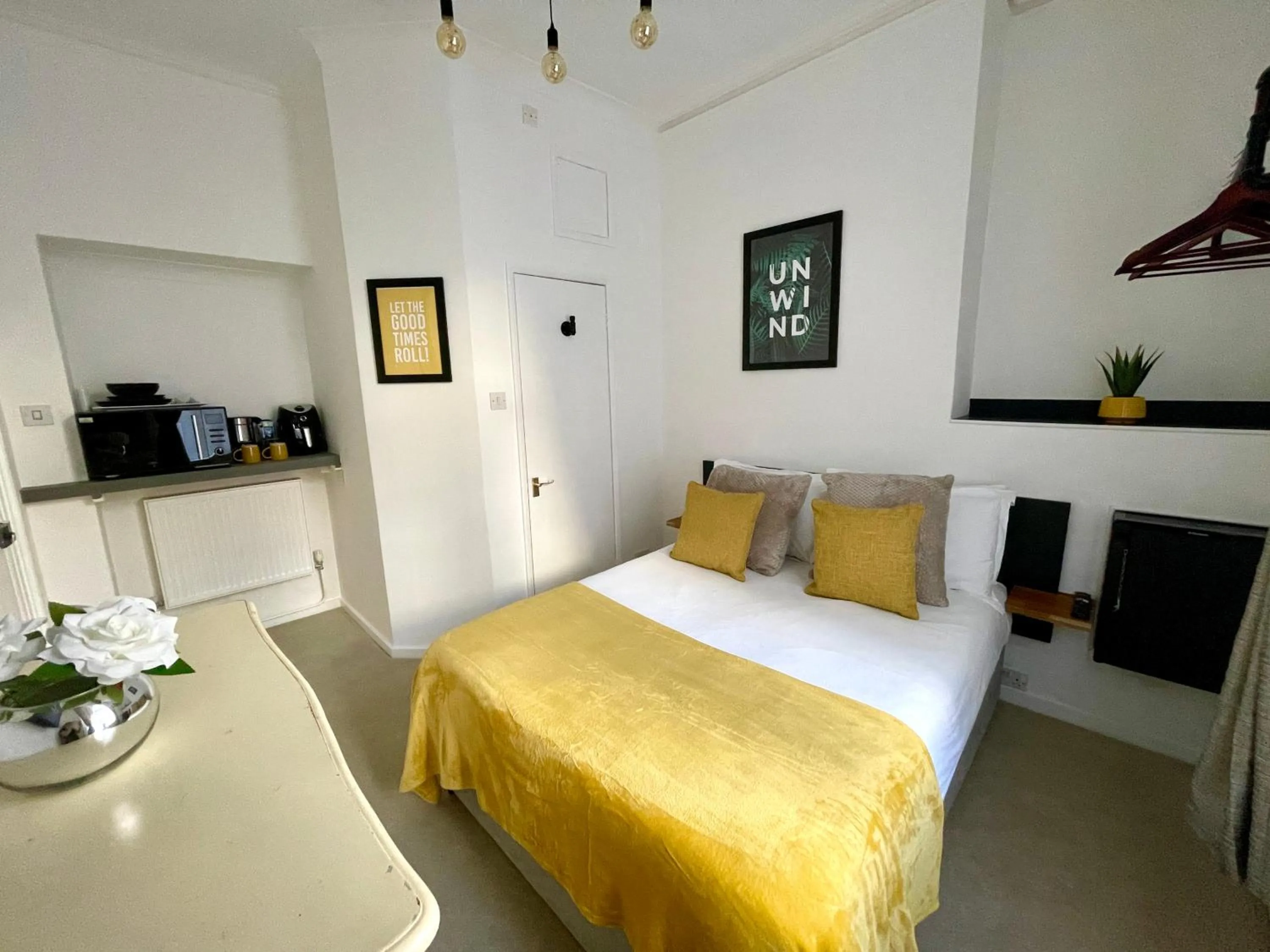 Bed in Brighton Black Hotel Kemptown