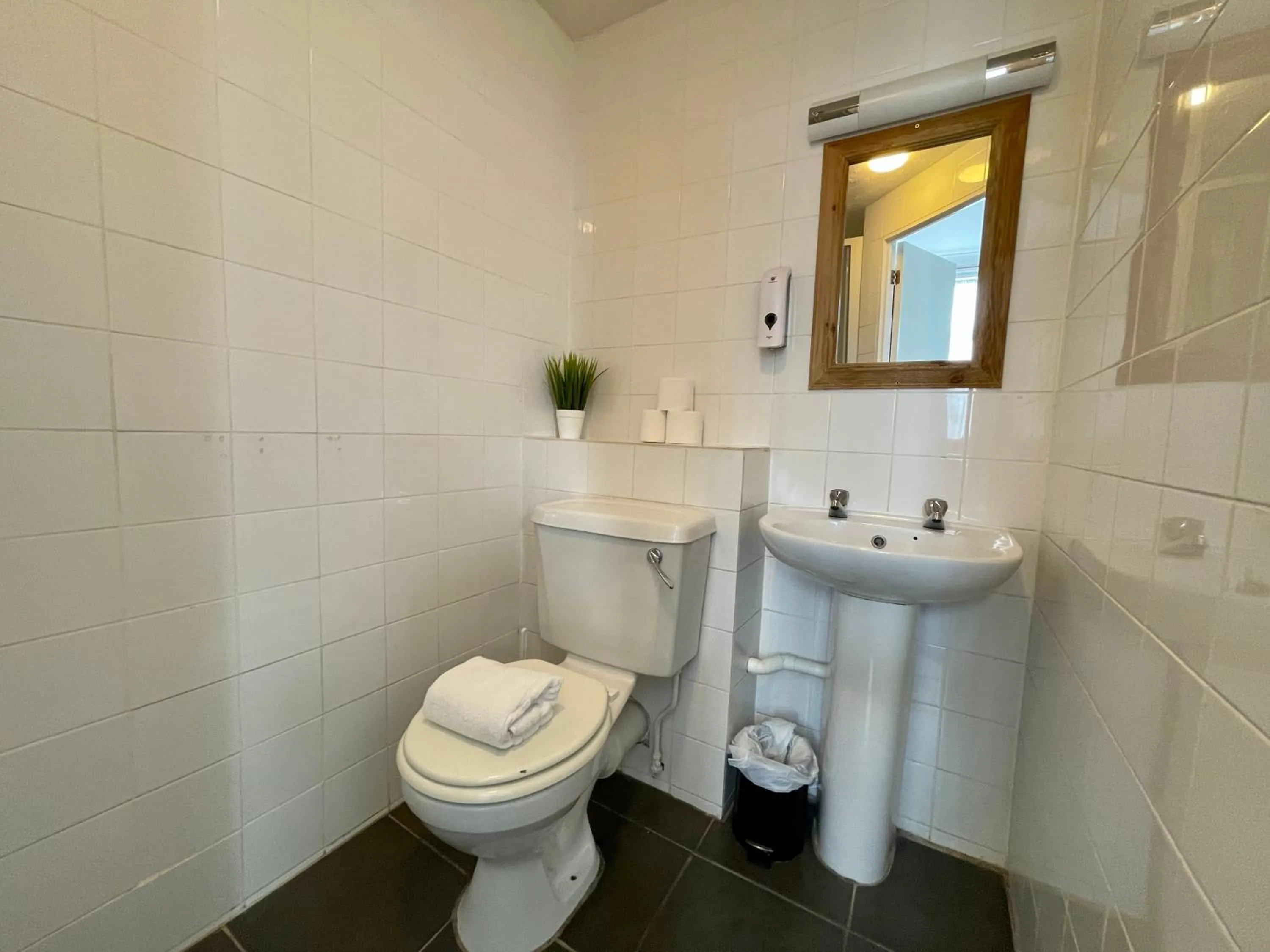 Bathroom in Brighton Black Hotel Kemptown