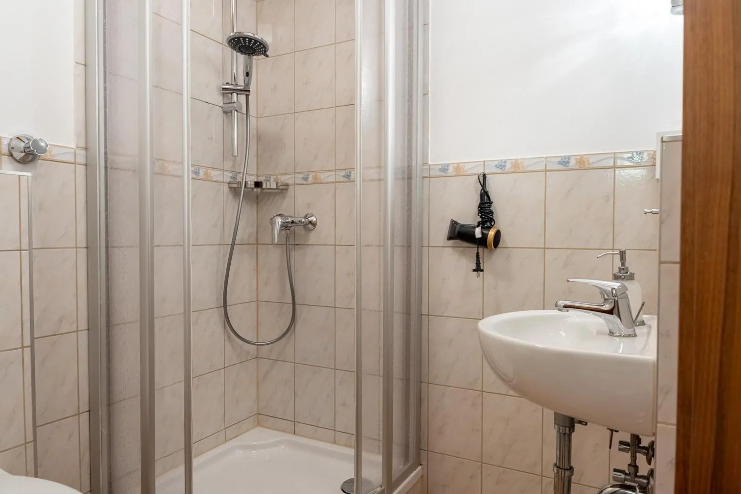 Shower in Kleine Villa Rose