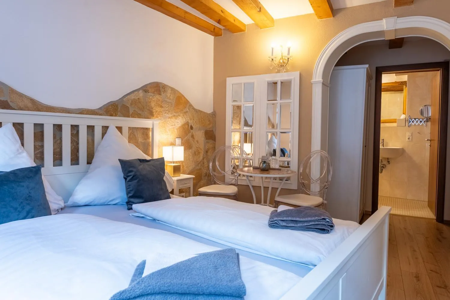 Living room, Bed in Kleine Villa Rose