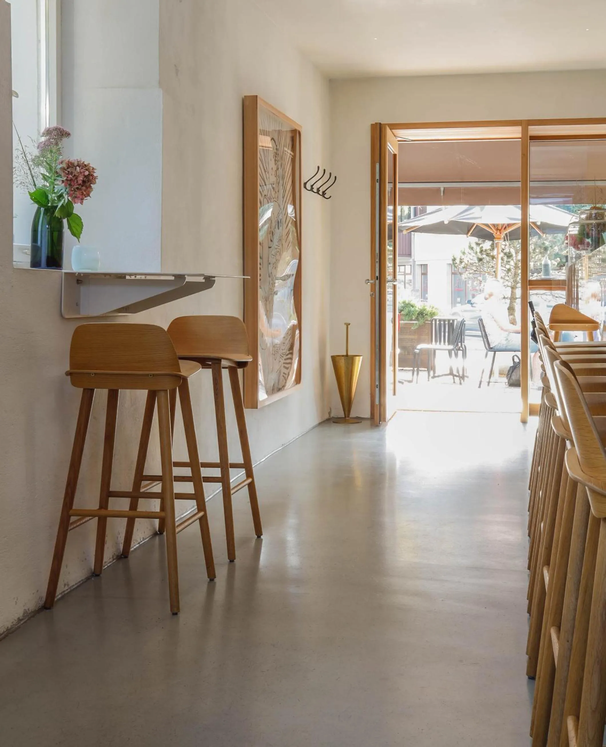 Restaurant/places to eat in BAR10ZIMMER