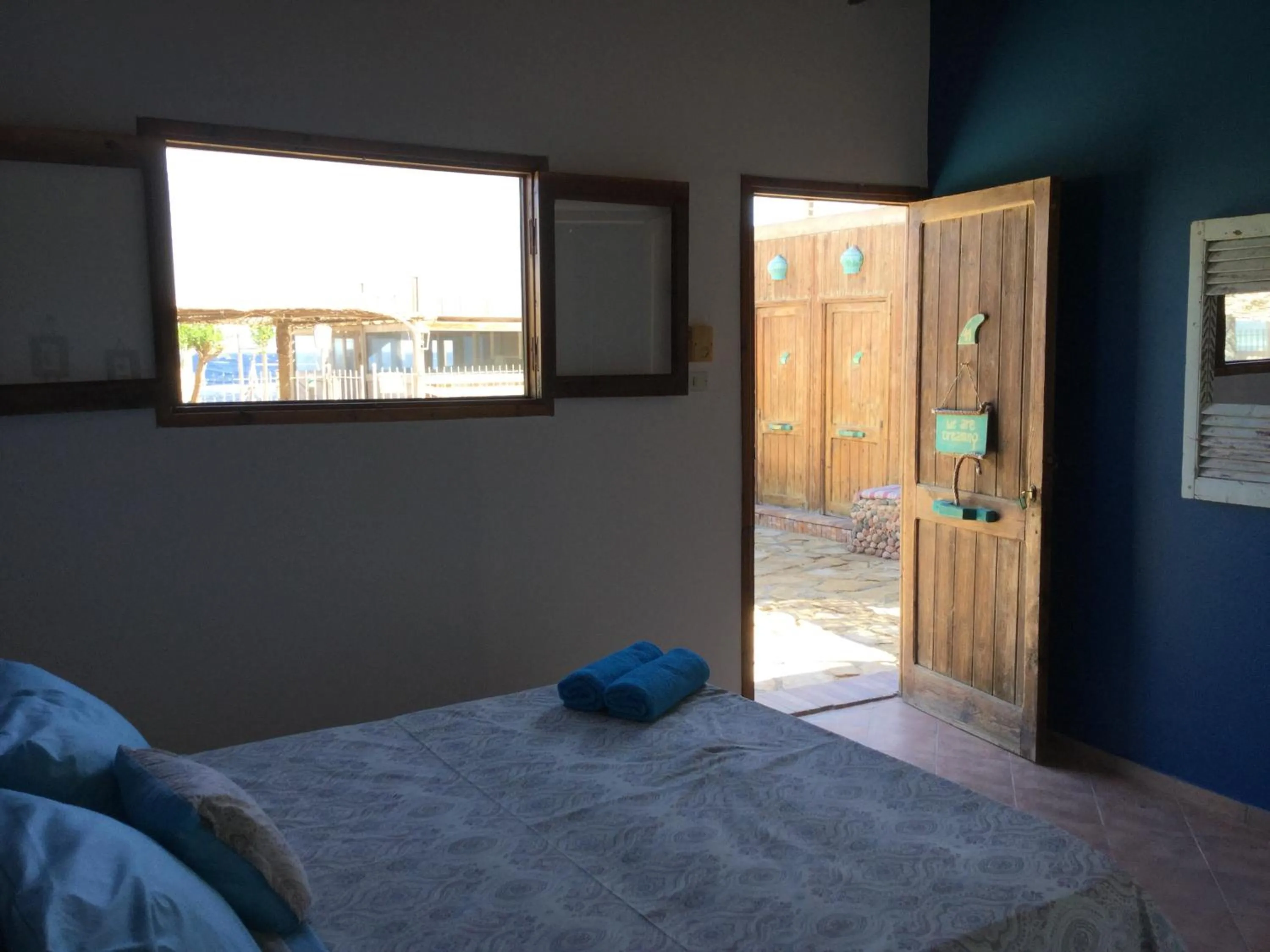 Bed in Eldorado Lodge and Restaurant