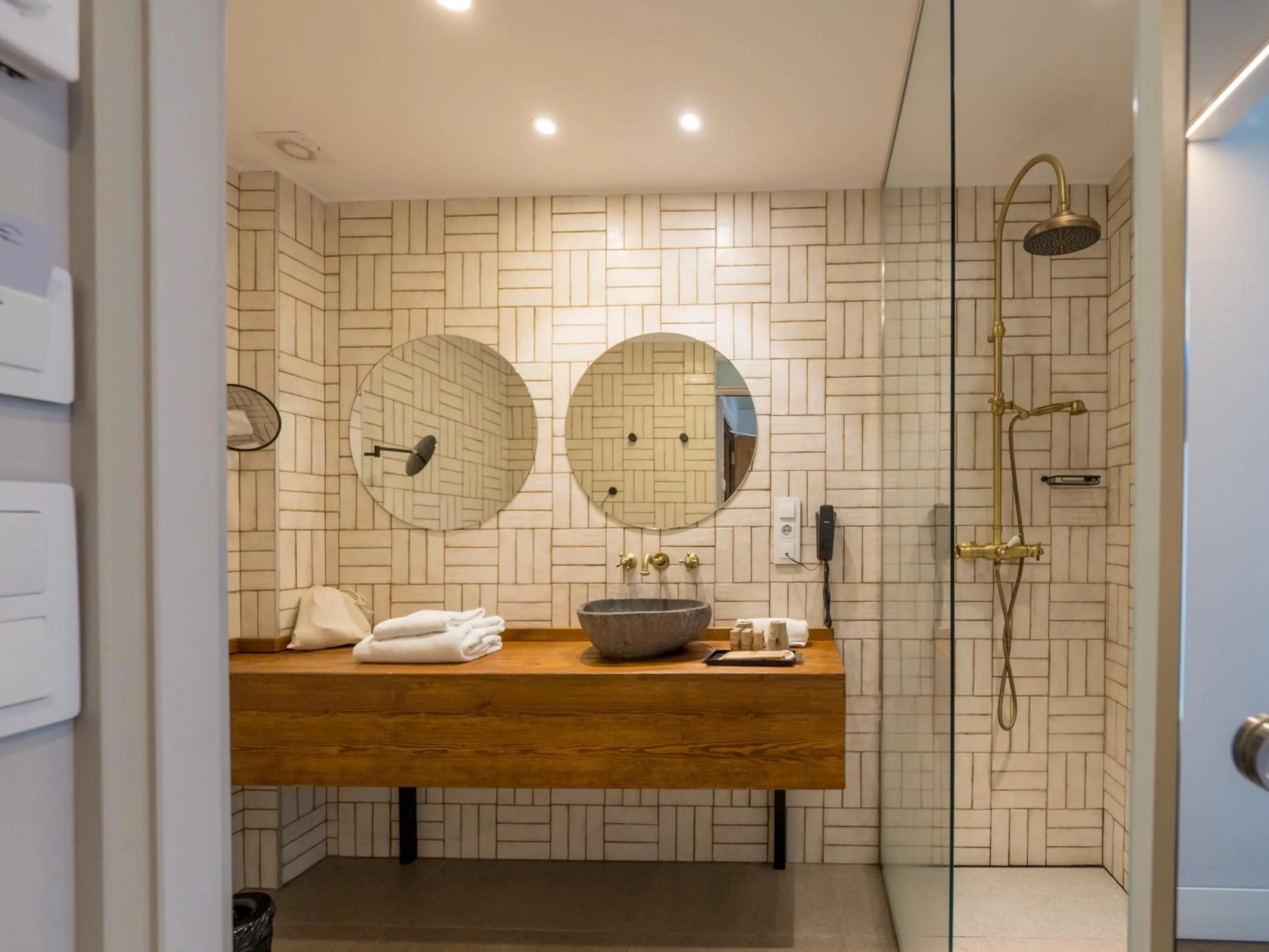 Shower in Hotel Pousada Real