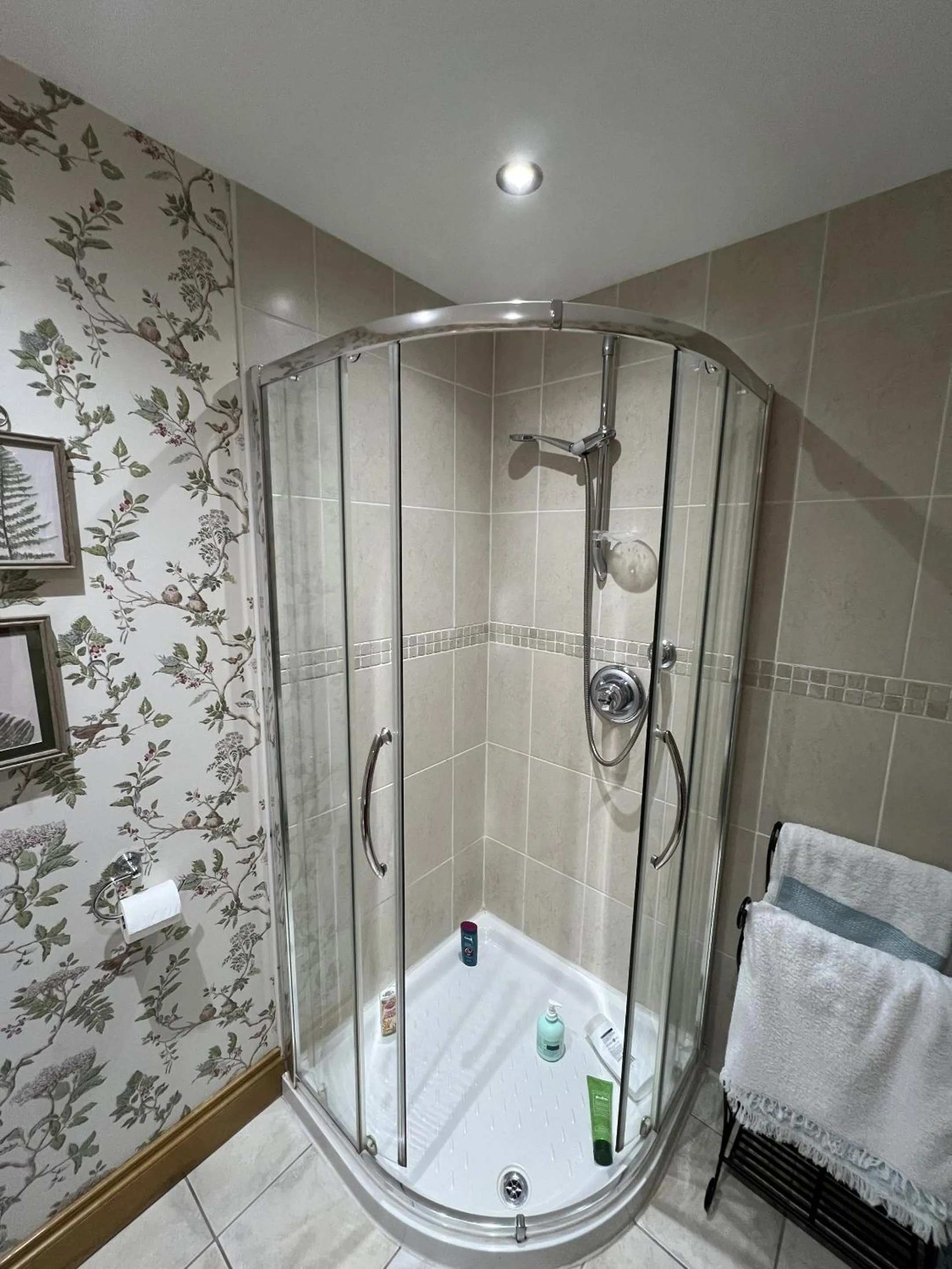 Bathroom in Drum Manor