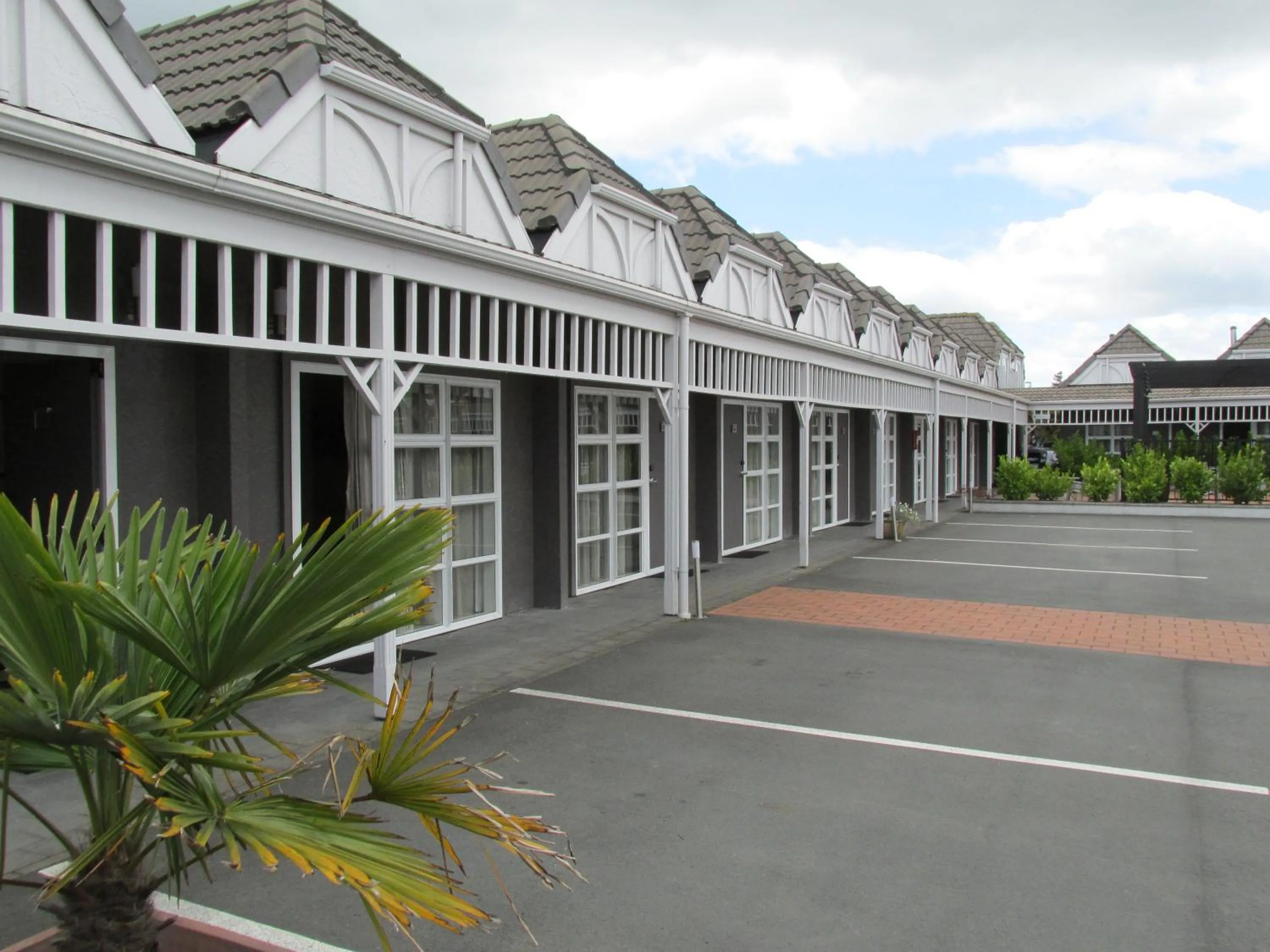 Lake Rotorua Hotel