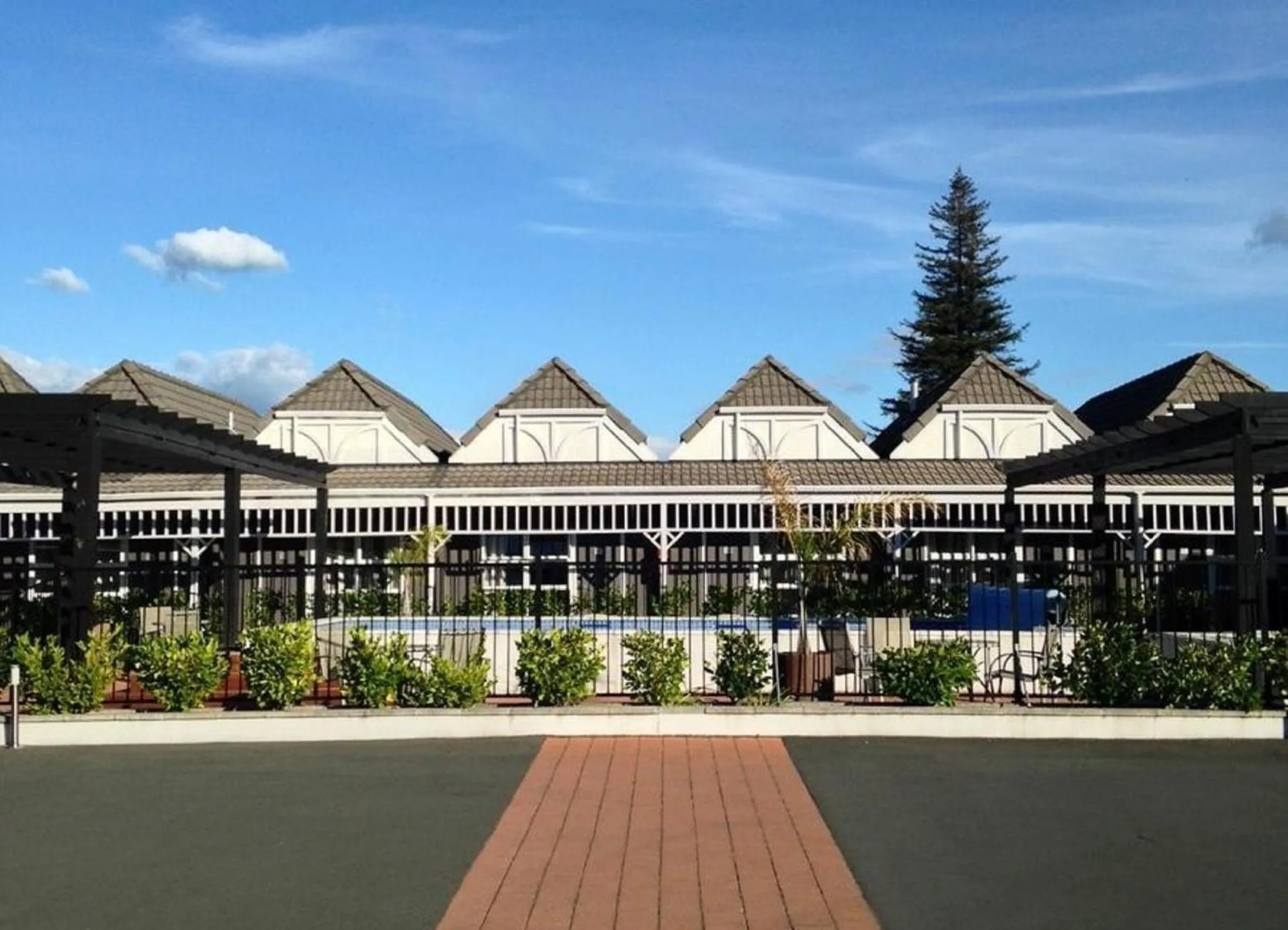 Lake Rotorua Hotel