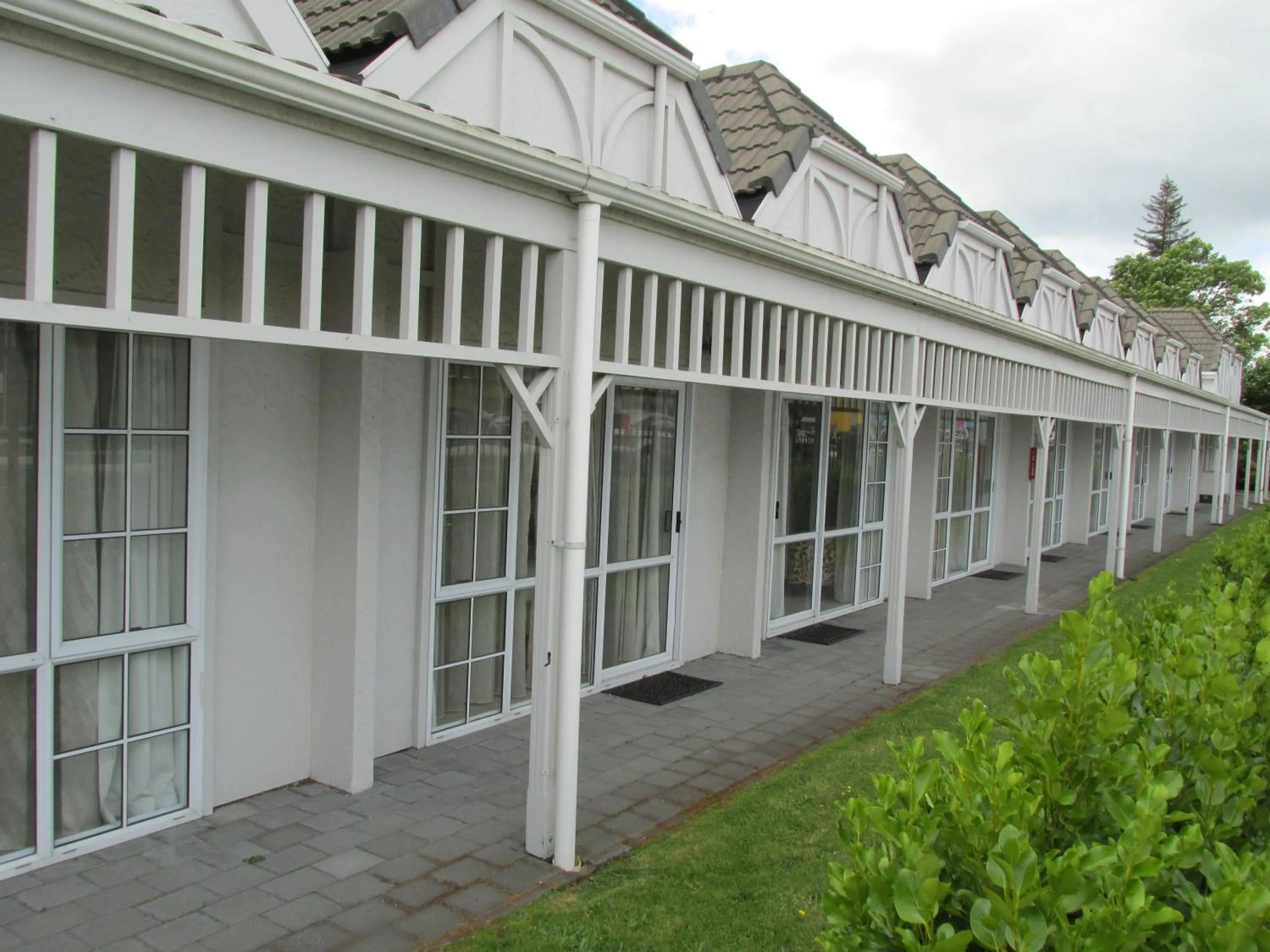 Lake Rotorua Hotel
