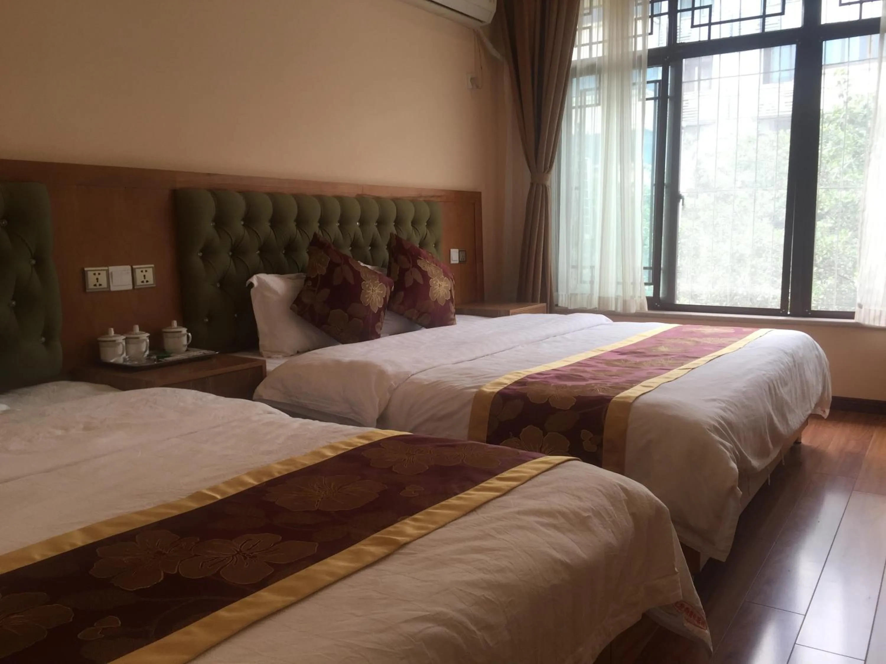 Bedroom, Bed in Holly's Hostel