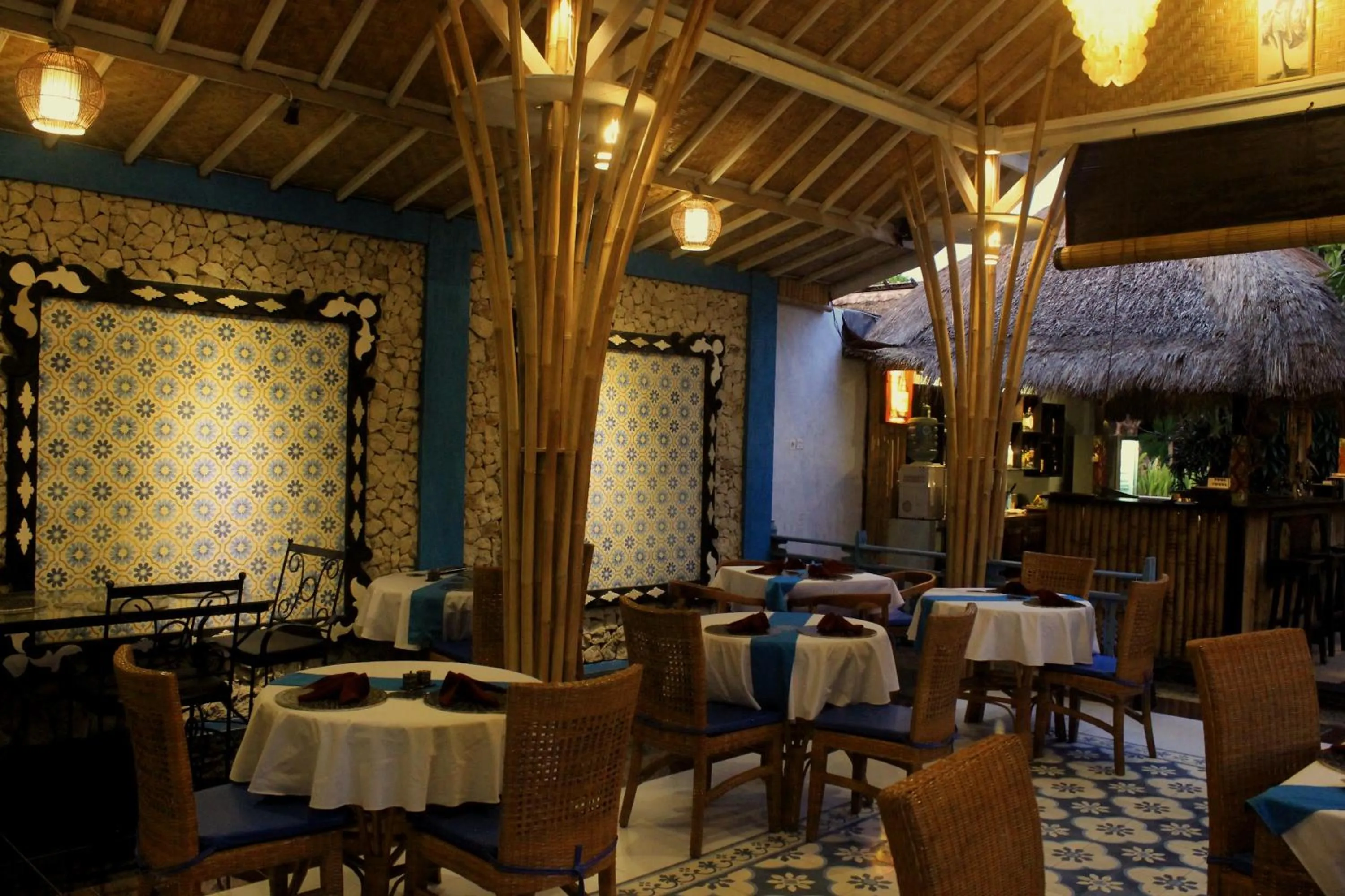 Restaurant/places to eat in Mans Cottages & Spa