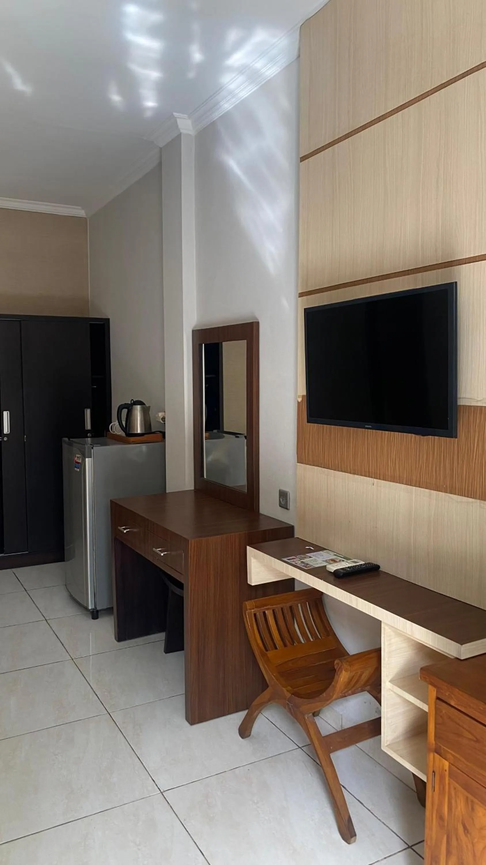 TV and multimedia in Surya Inn