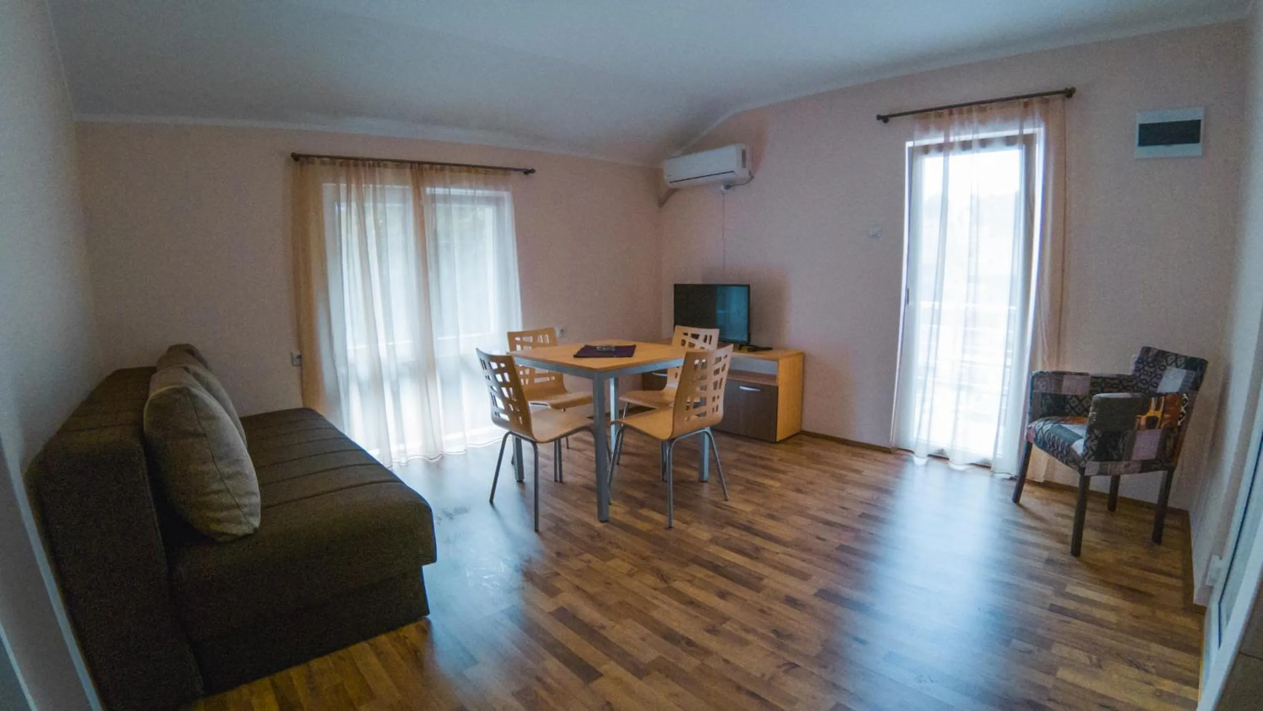Apartmani "STEFANOVIĆ"