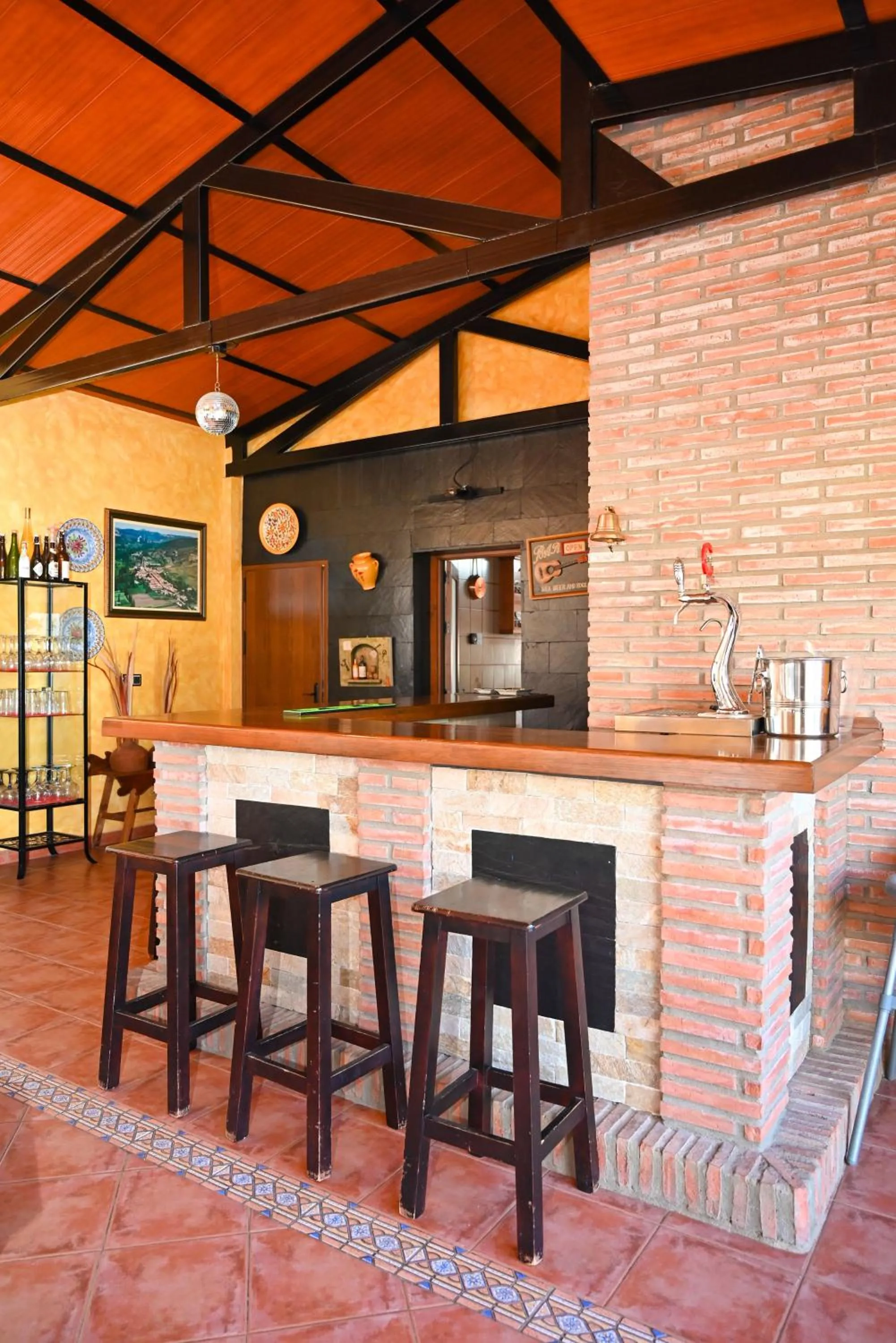 Lounge or bar in Villa Peralta, heated and private pool ,near beach and golf !