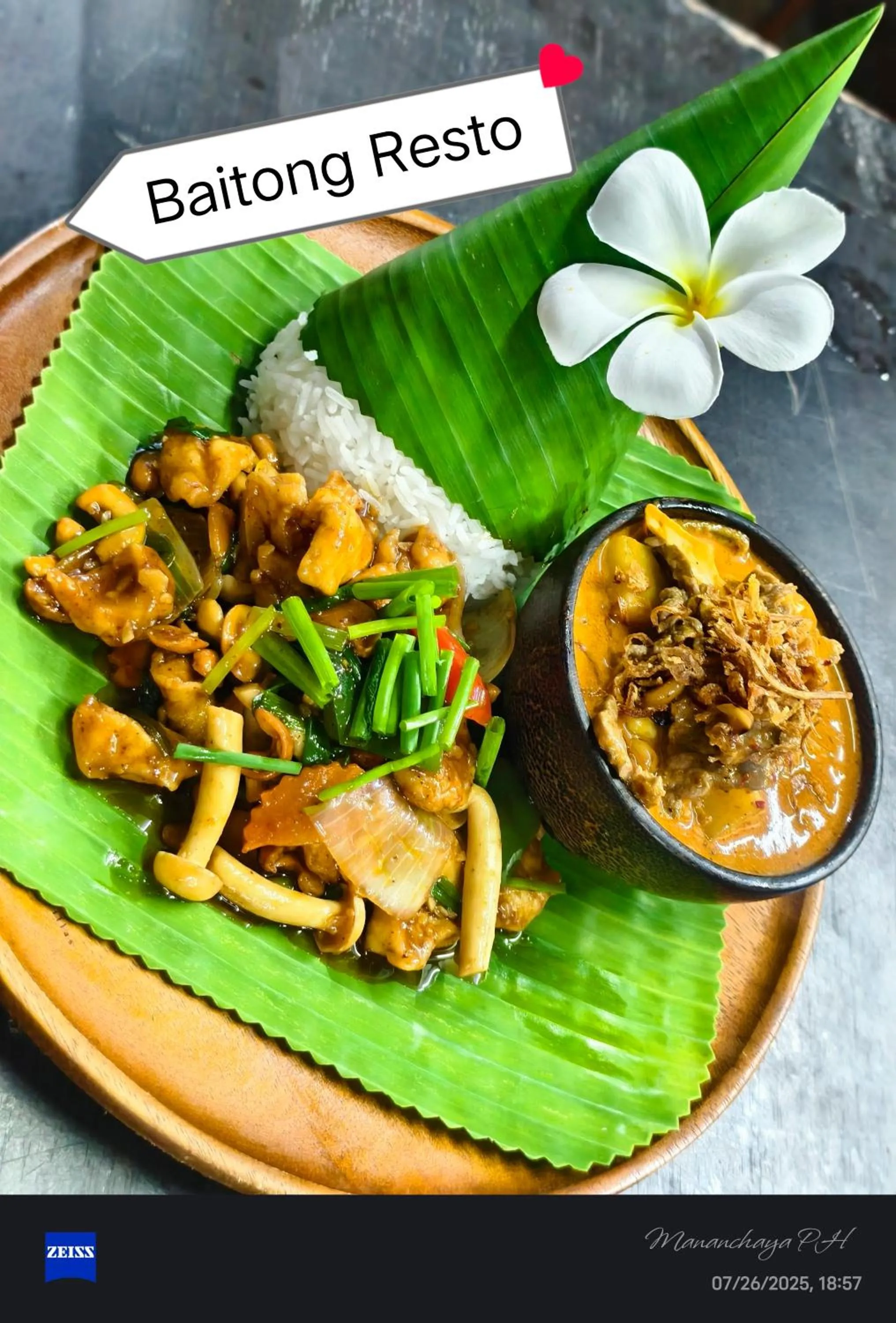 Restaurant/places to eat in Laguna Villas Boutique Hotel