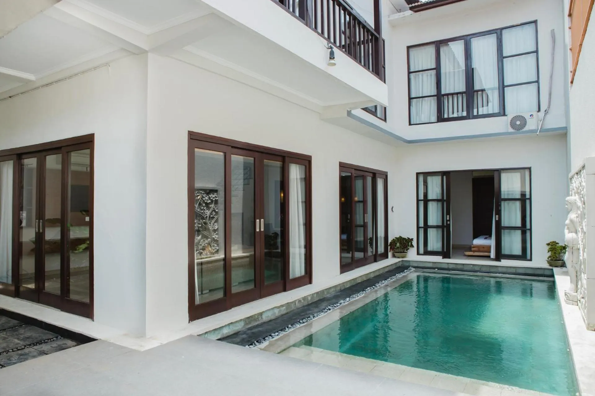 Swimming pool in White Lotus Villas Seminyak