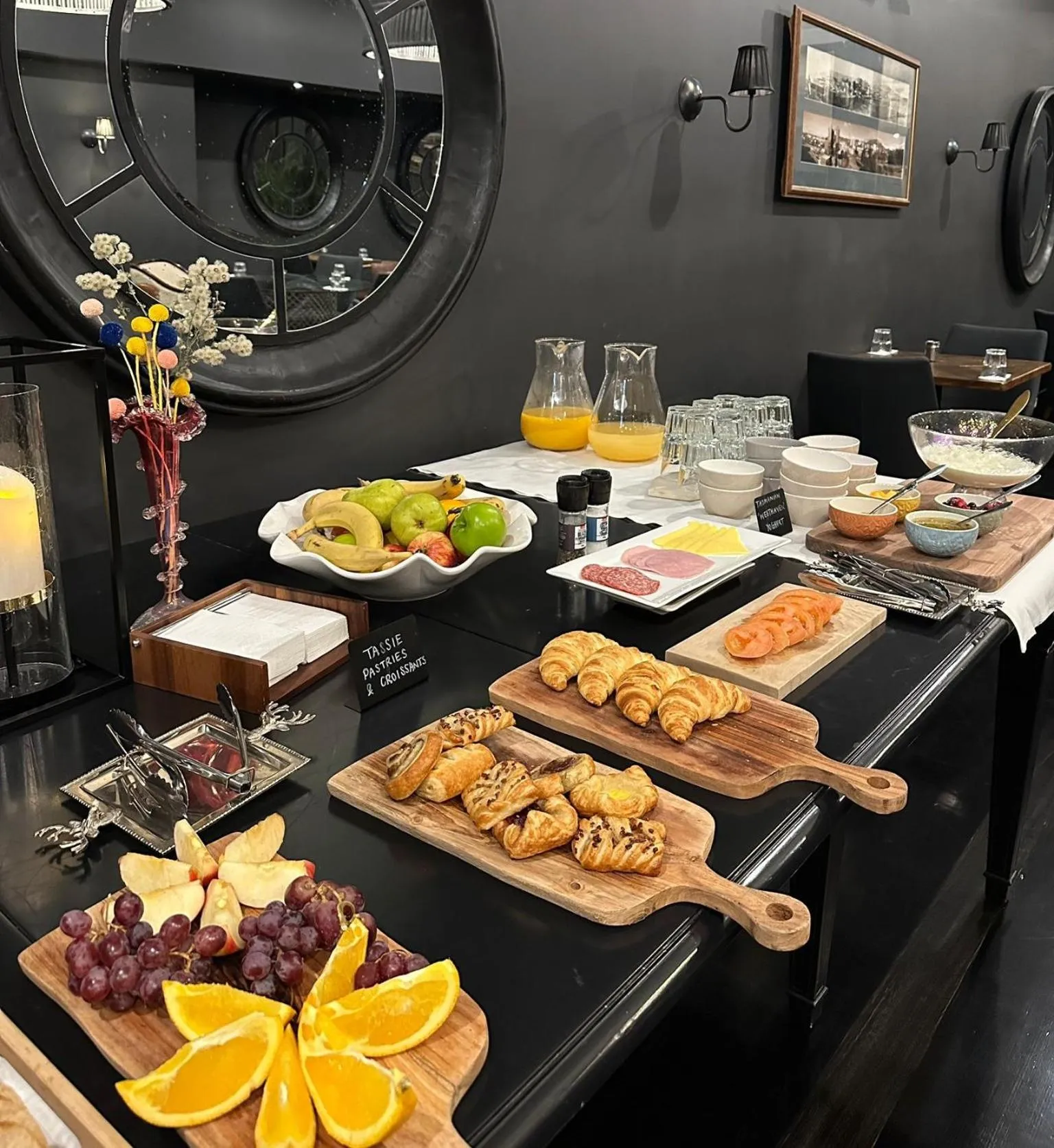 Breakfast in The Macquarie Hobart