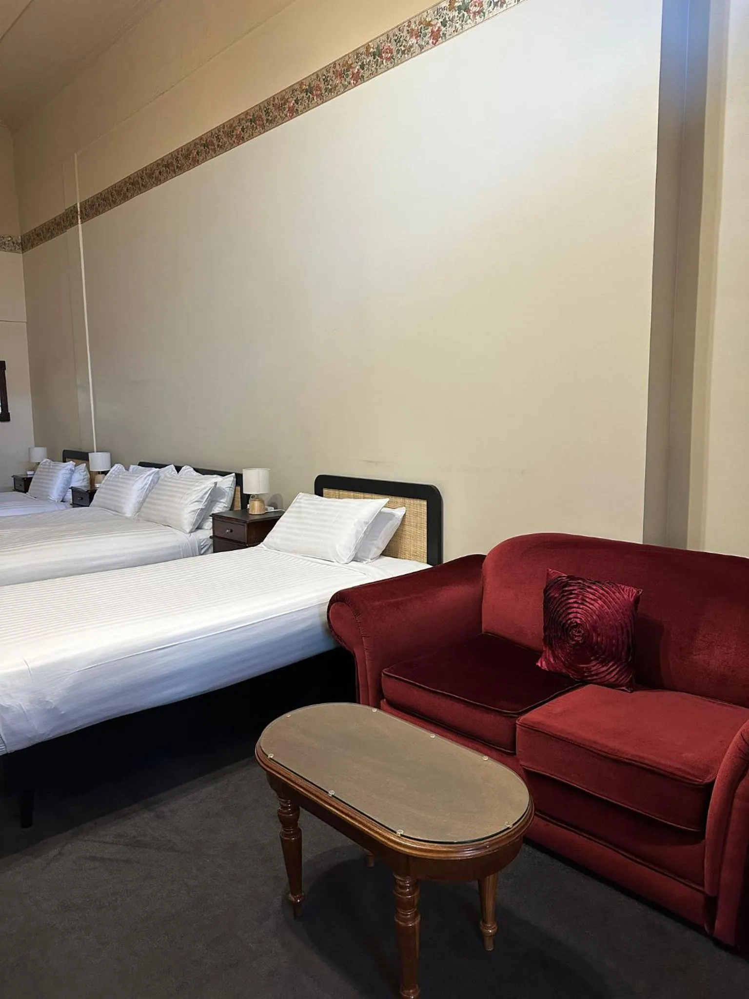 Living room, Bed in The Macquarie Hobart