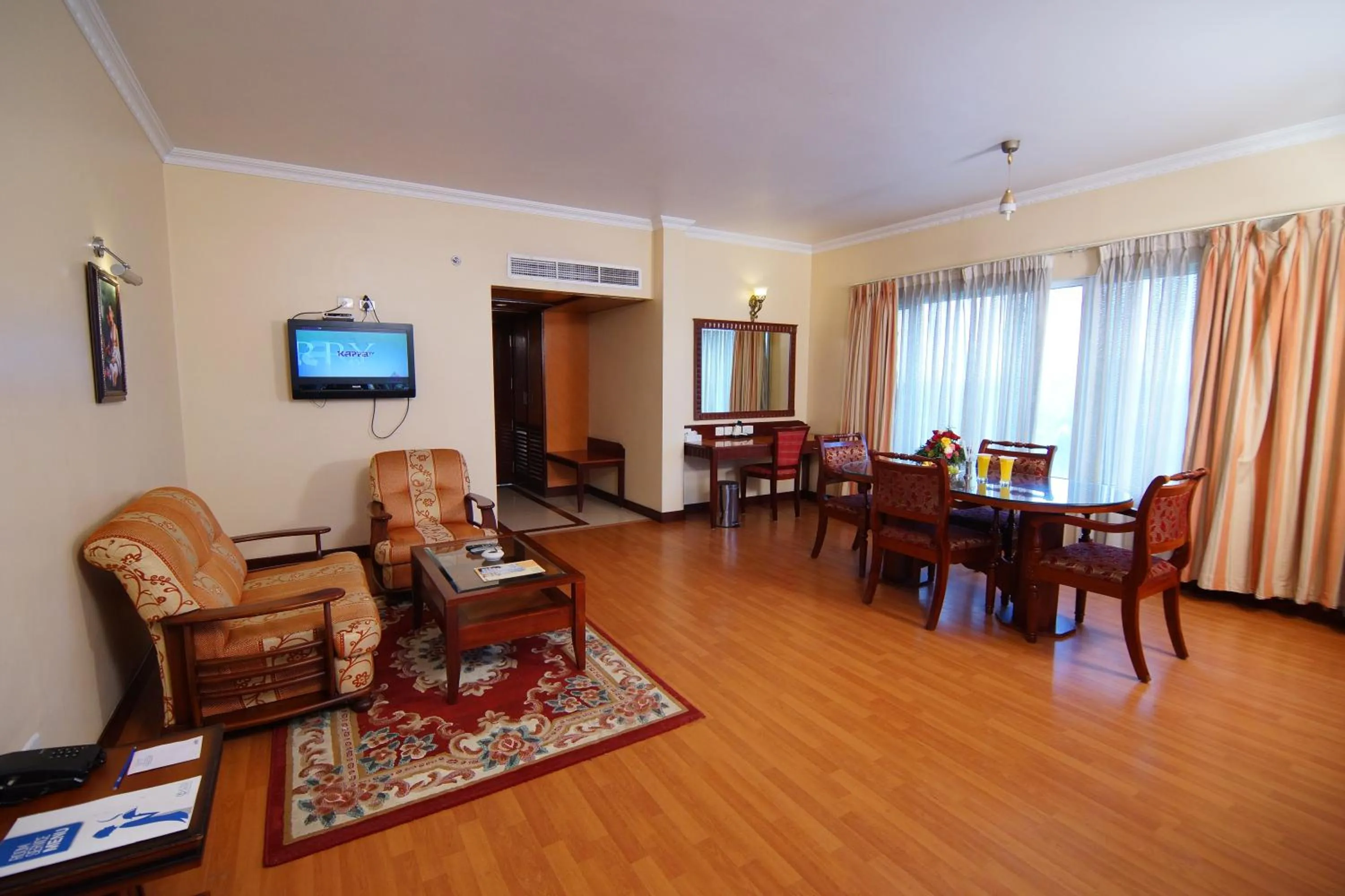 Living room in Joys Palace Hotel