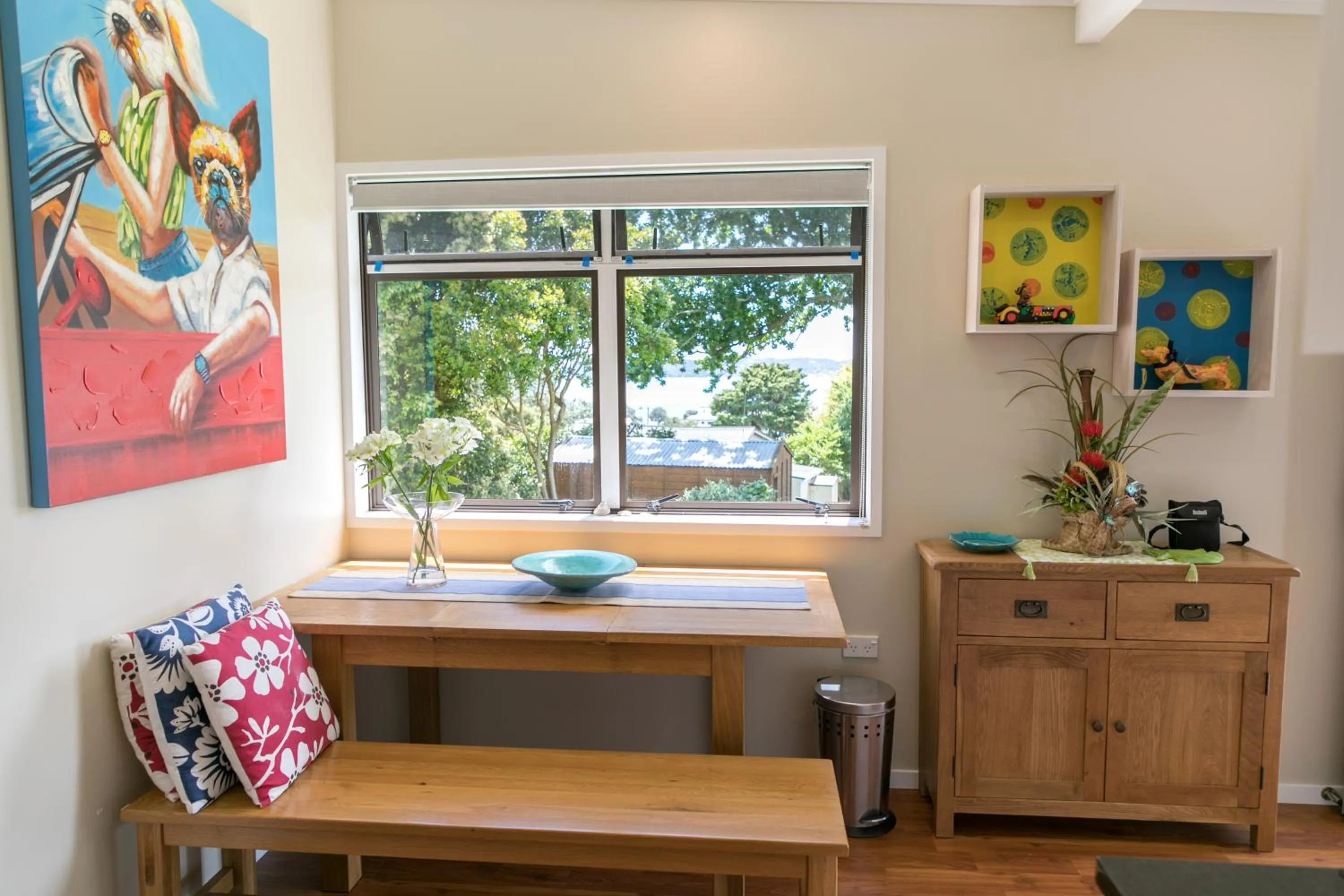 Seating area in Chalet Romantica