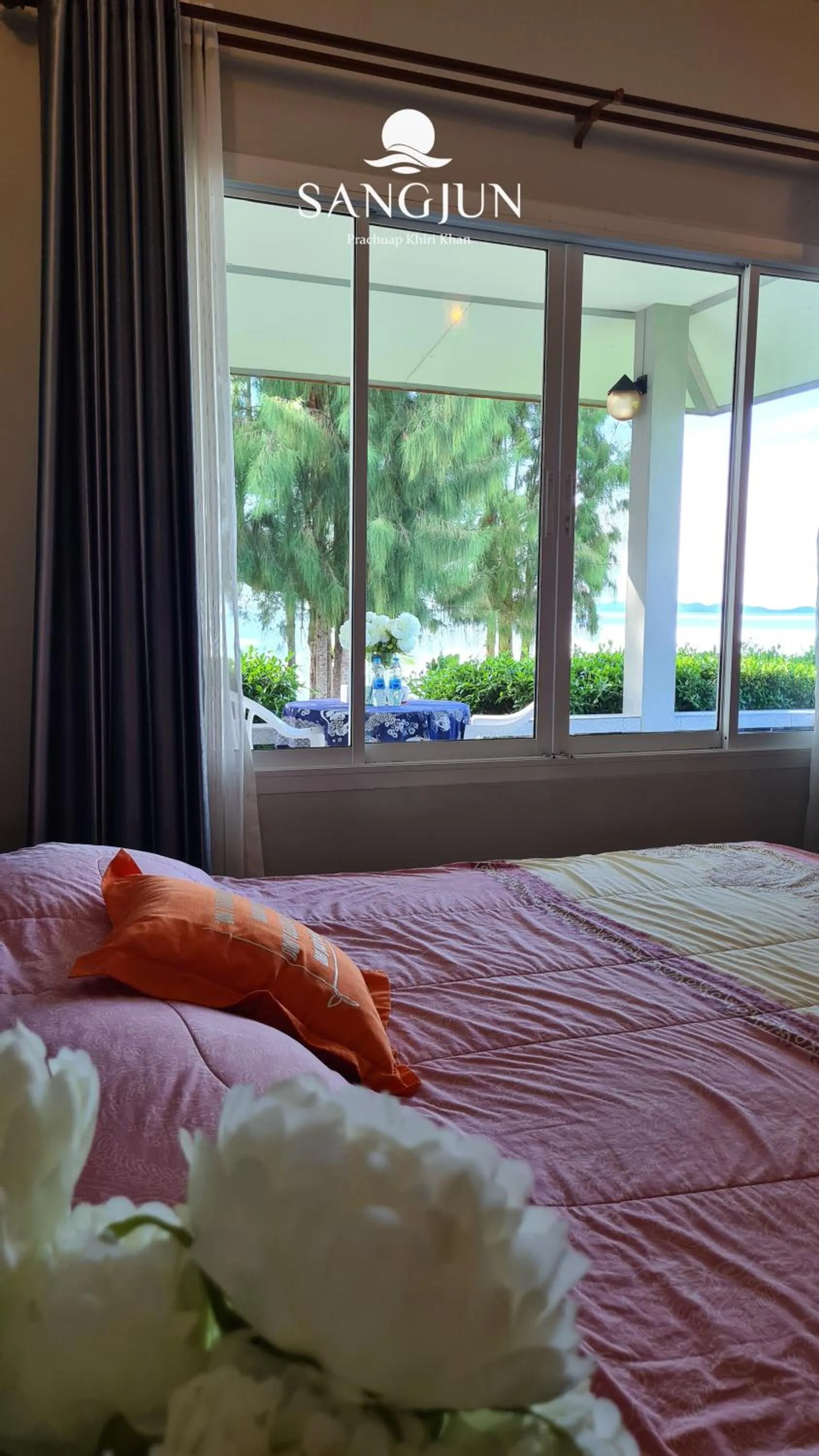 Bed in Sangjun On Beach Resort