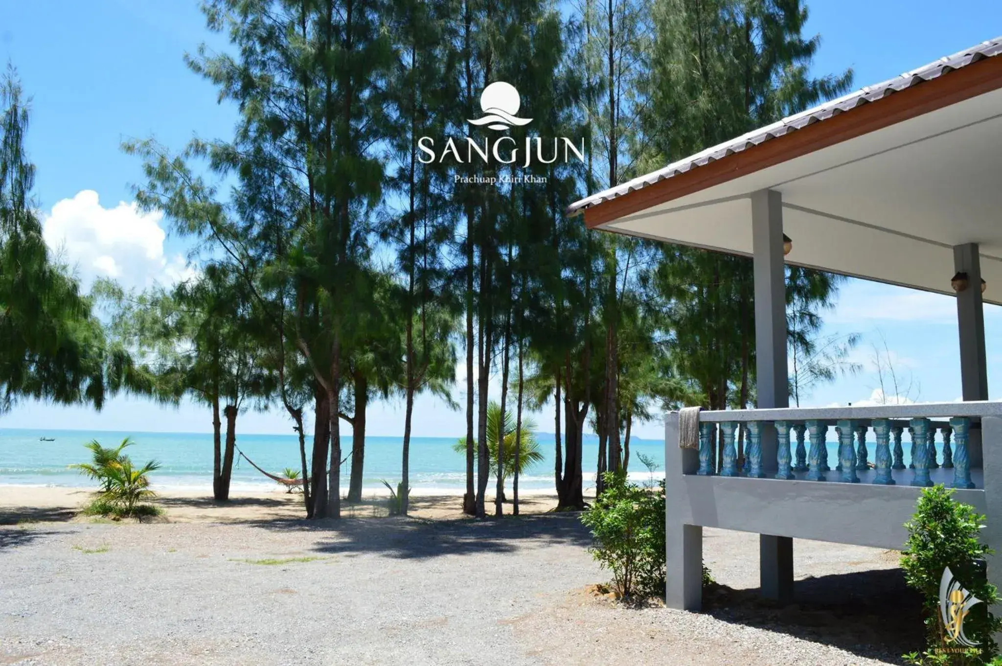 Bungalow with Sea View in Sangjun On Beach Resort Bungalow with Sea View in Sangjun On Beach Resort