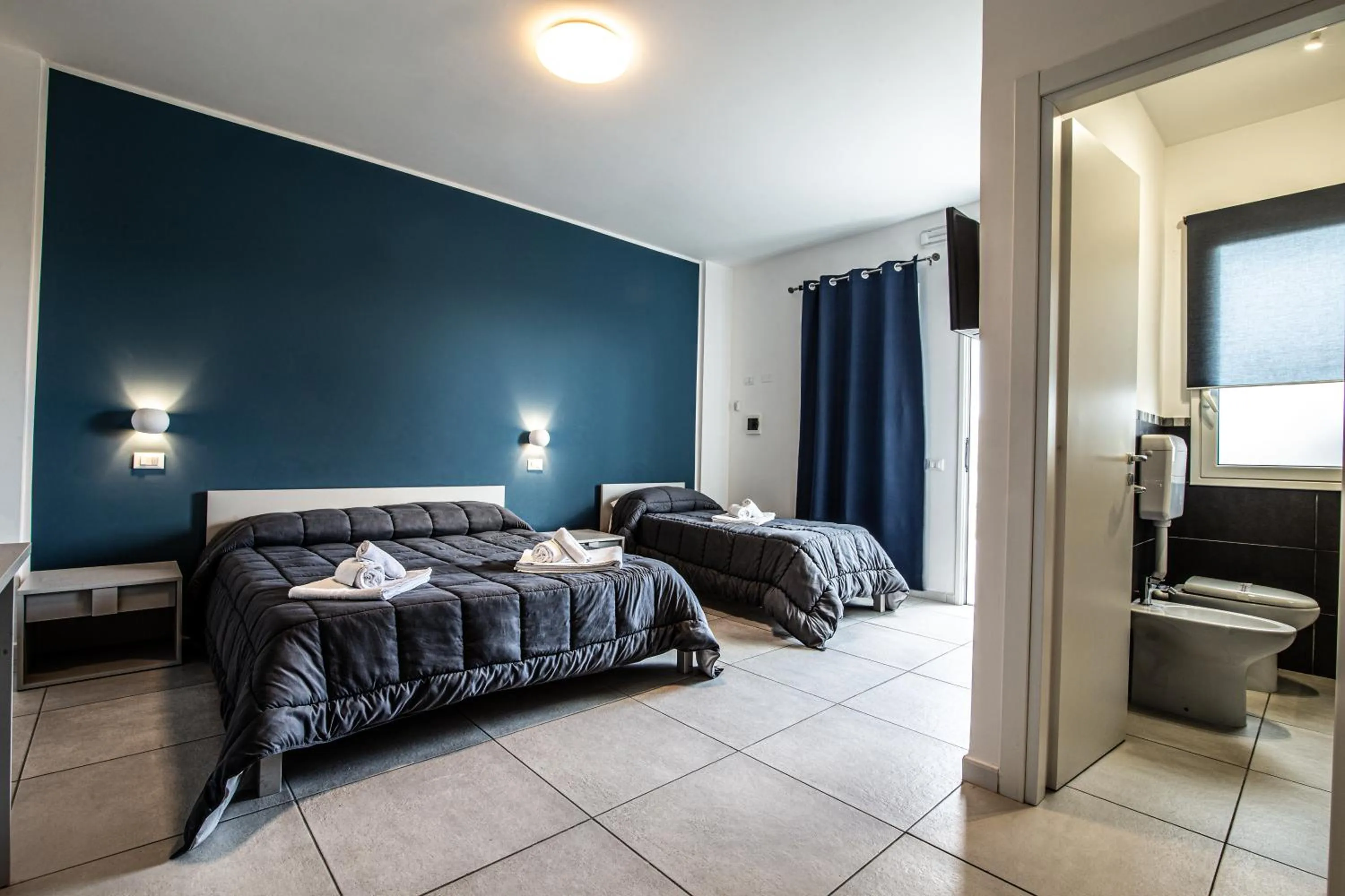 Bedroom, Bed in Piano Monaco