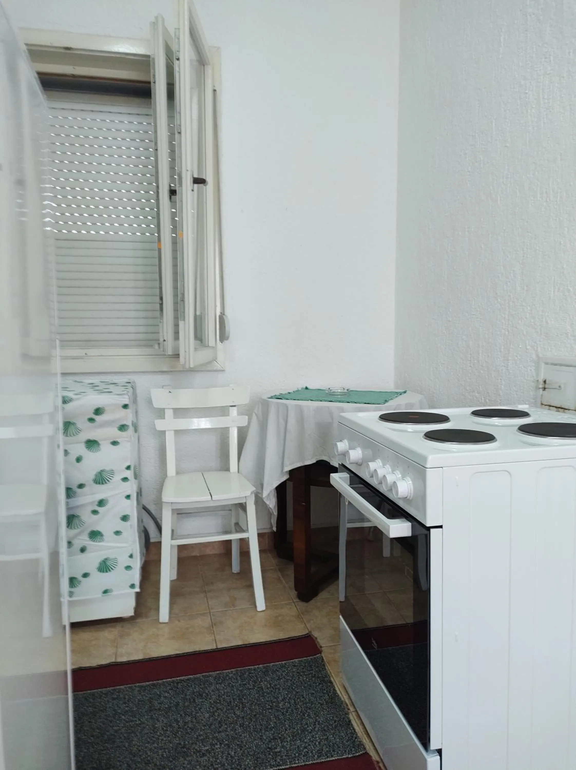 Kitchen or kitchenette in Guest House Prilep