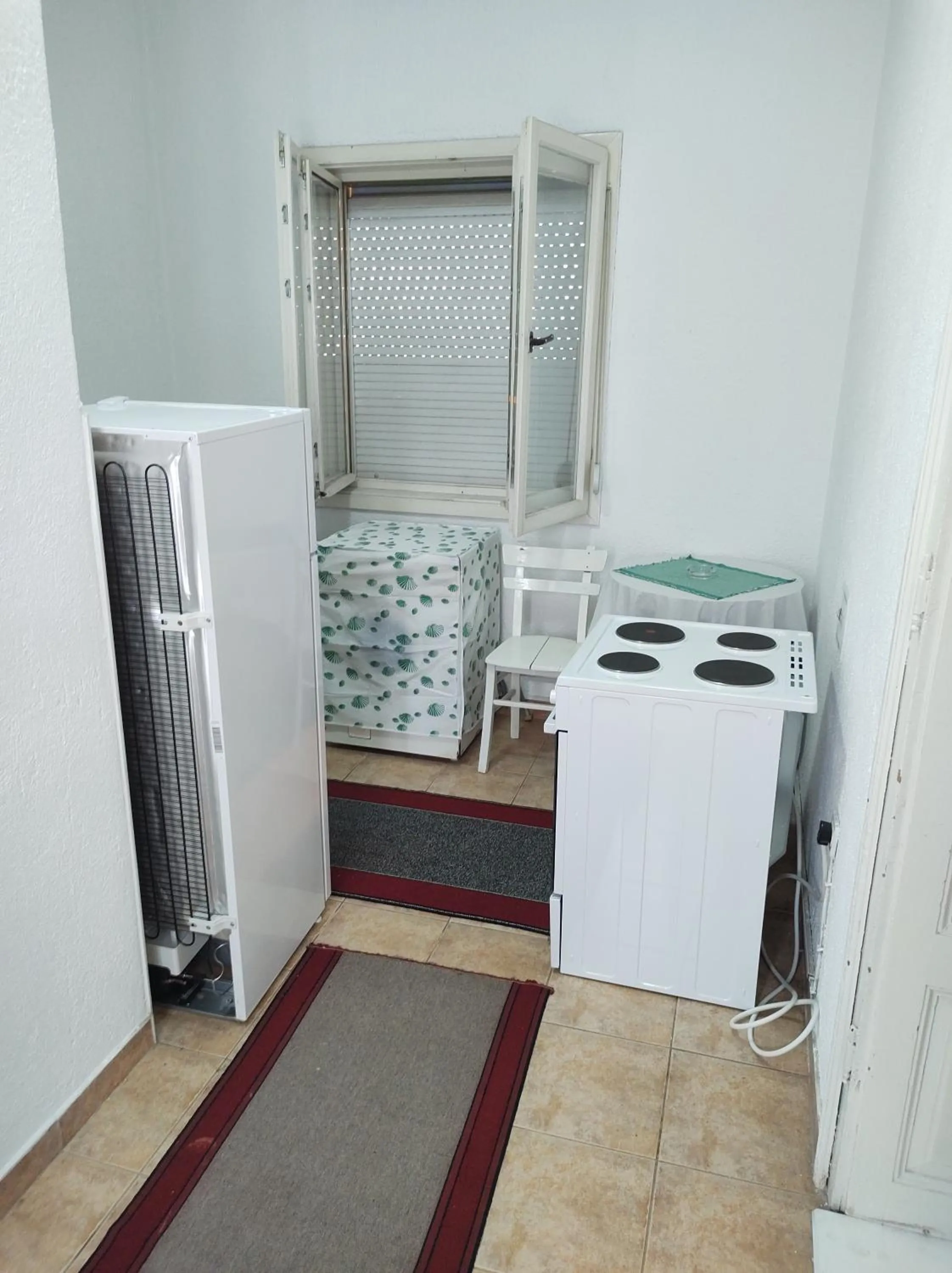 Kitchen or kitchenette in Guest House Prilep