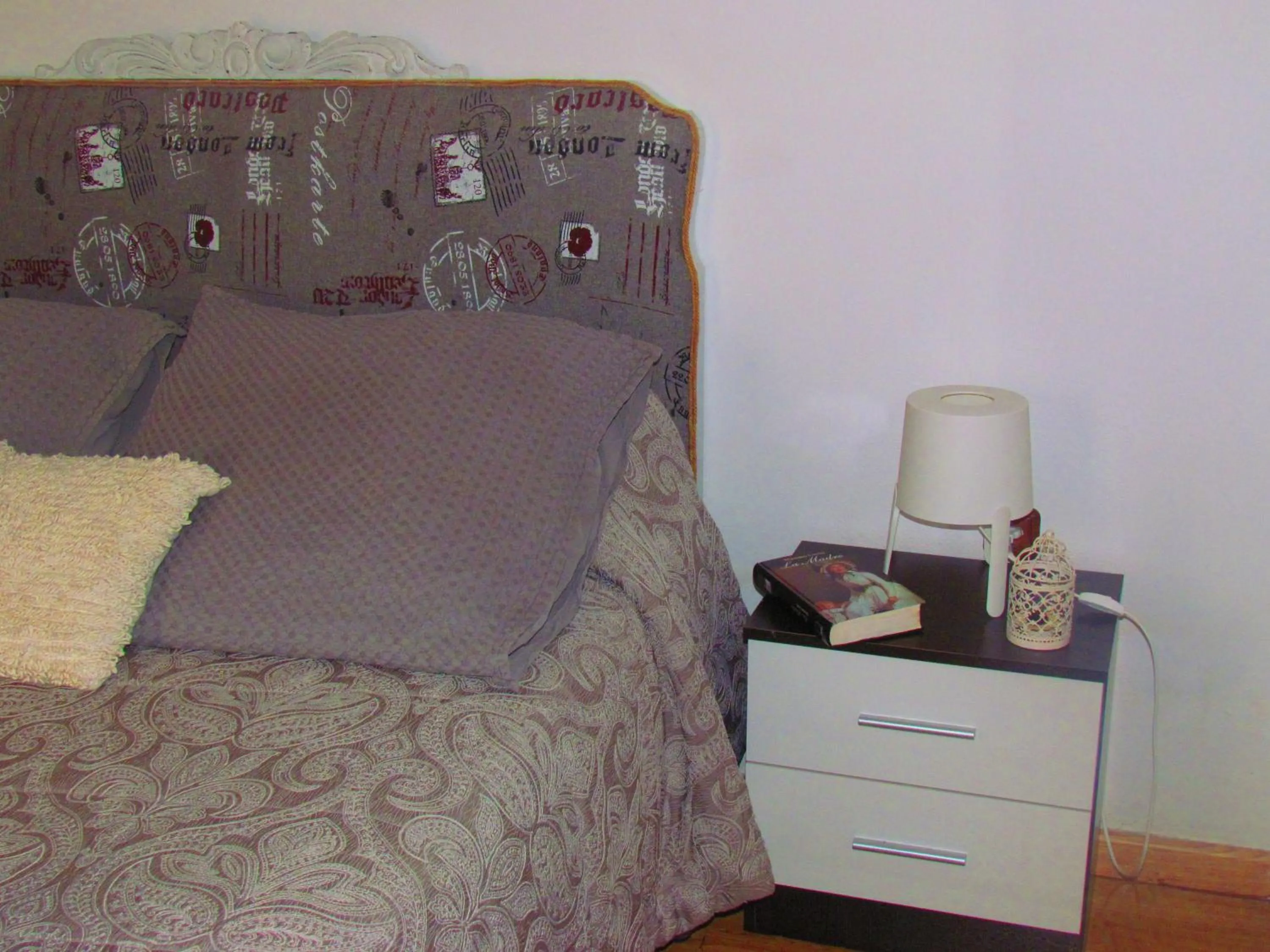 Decorative detail, Bed in Apartamentos Casas Rurales "Paraje San Blas" TR-BA-00166