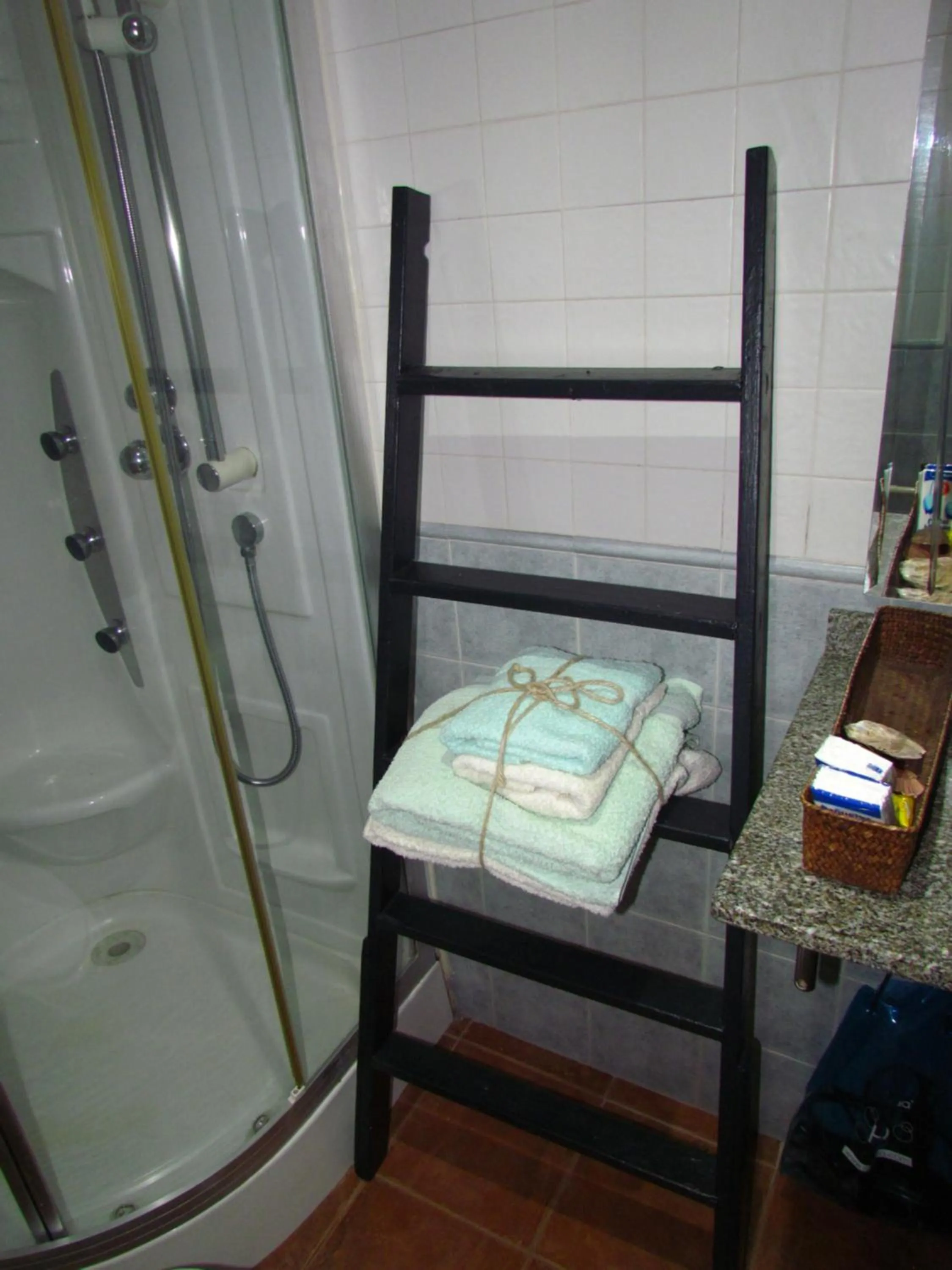 Bathroom, Bed in Apartamentos Casas Rurales "Paraje San Blas" TR-BA-00166