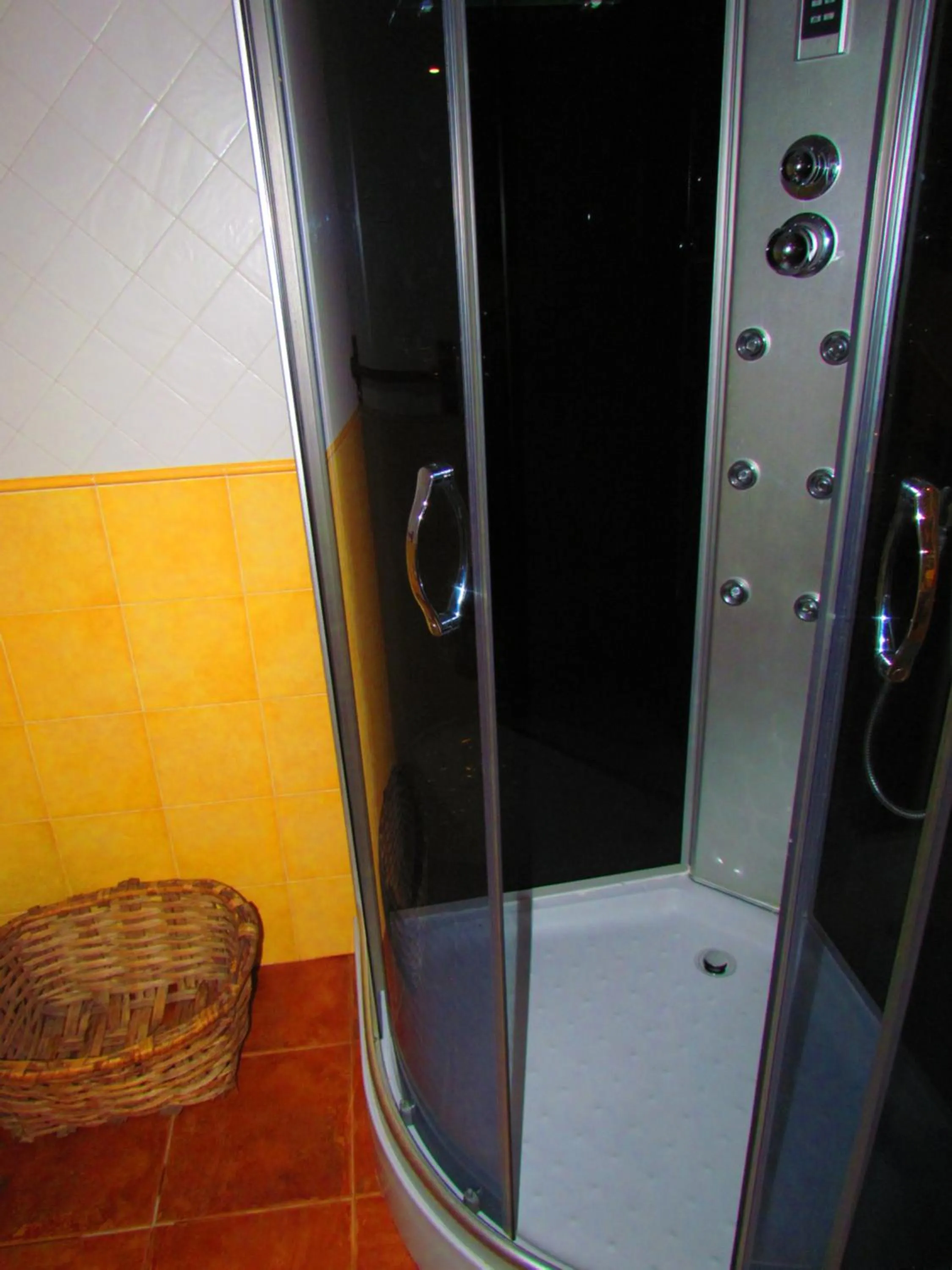 Massage in Apartamentos Casas Rurales "Paraje San Blas" TR-BA-00166