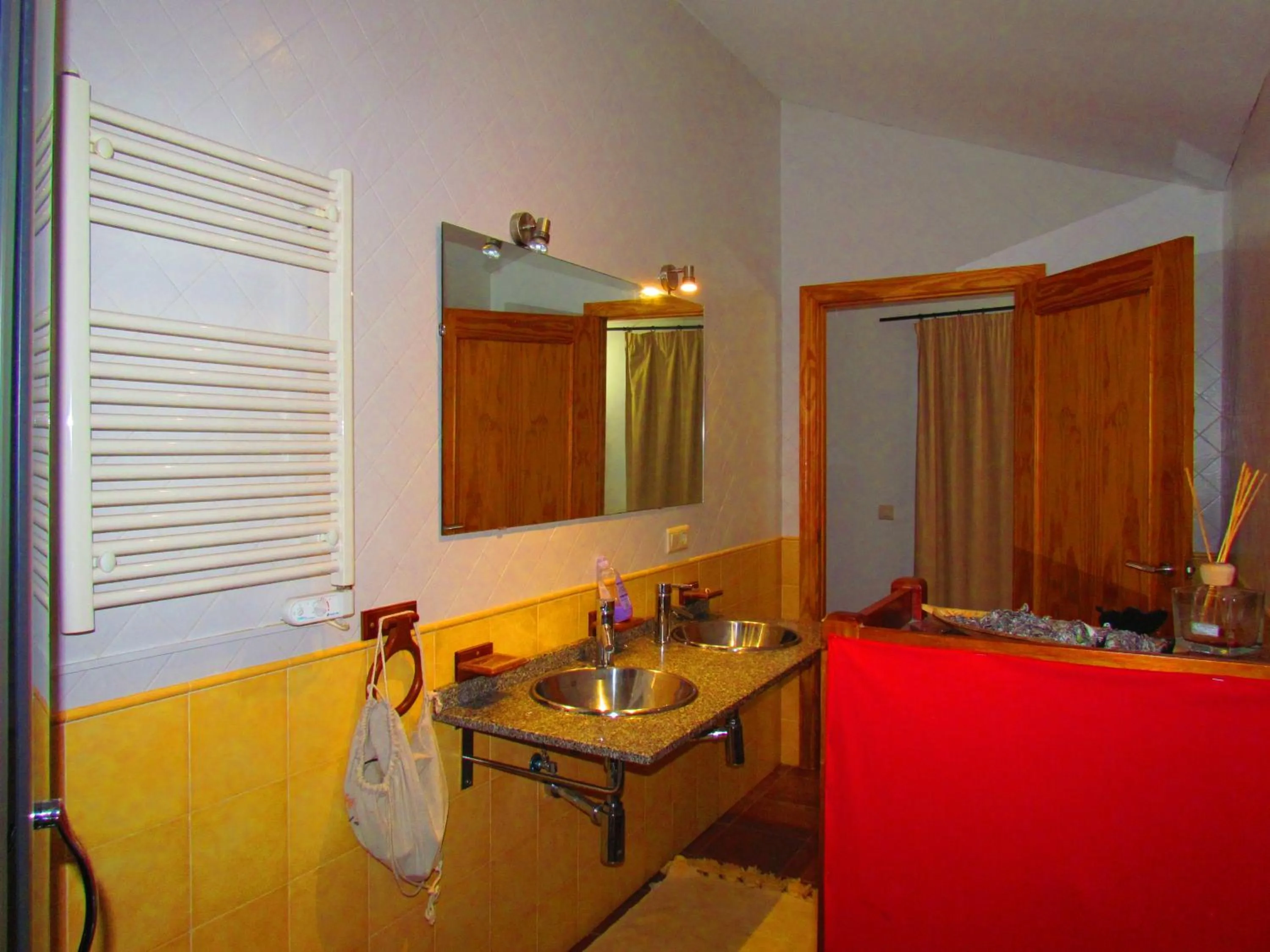 Bathroom in Apartamentos Casas Rurales "Paraje San Blas" TR-BA-00166