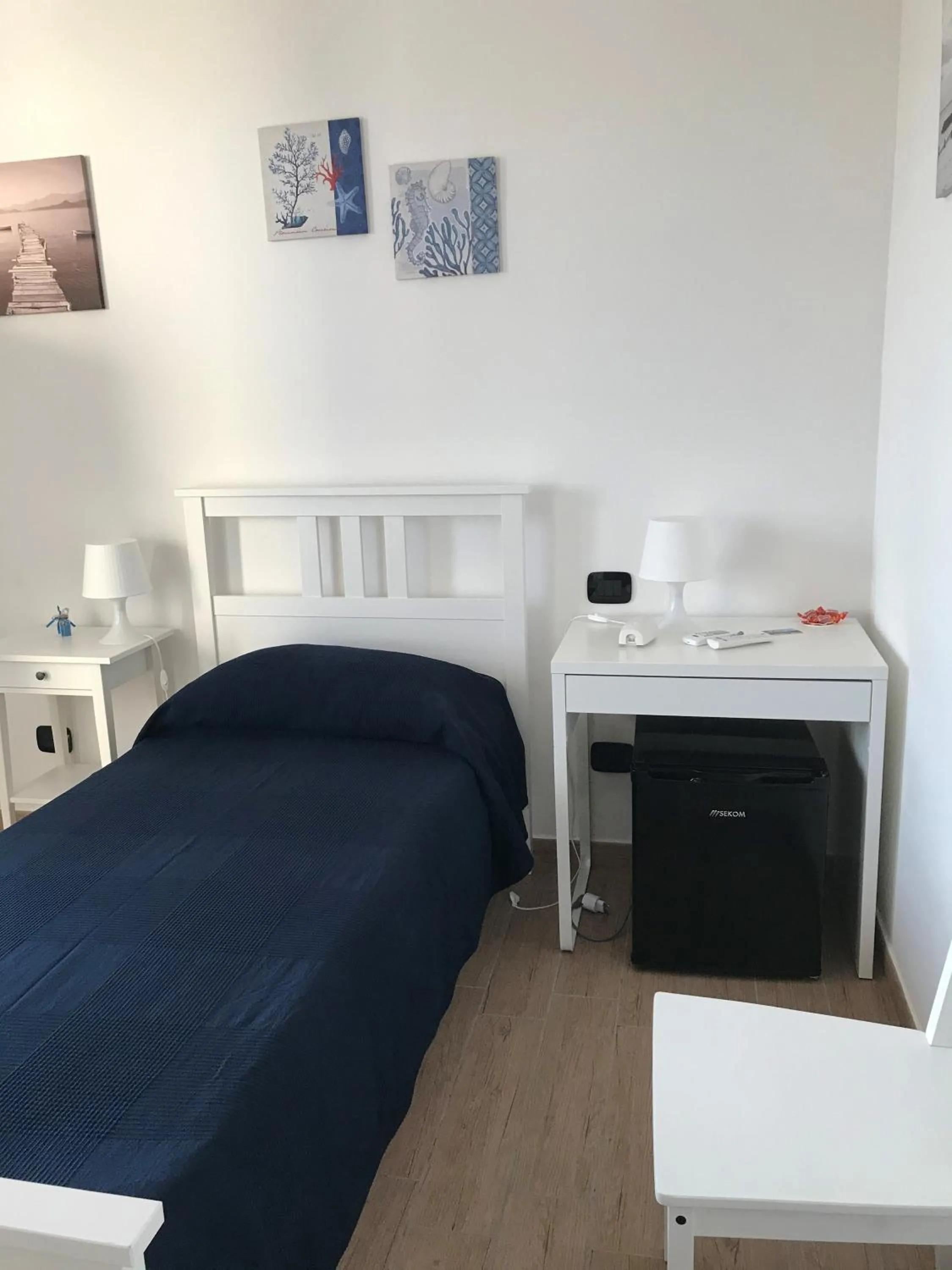 Photo of the whole room, Bed in L'oasi di Giorgia