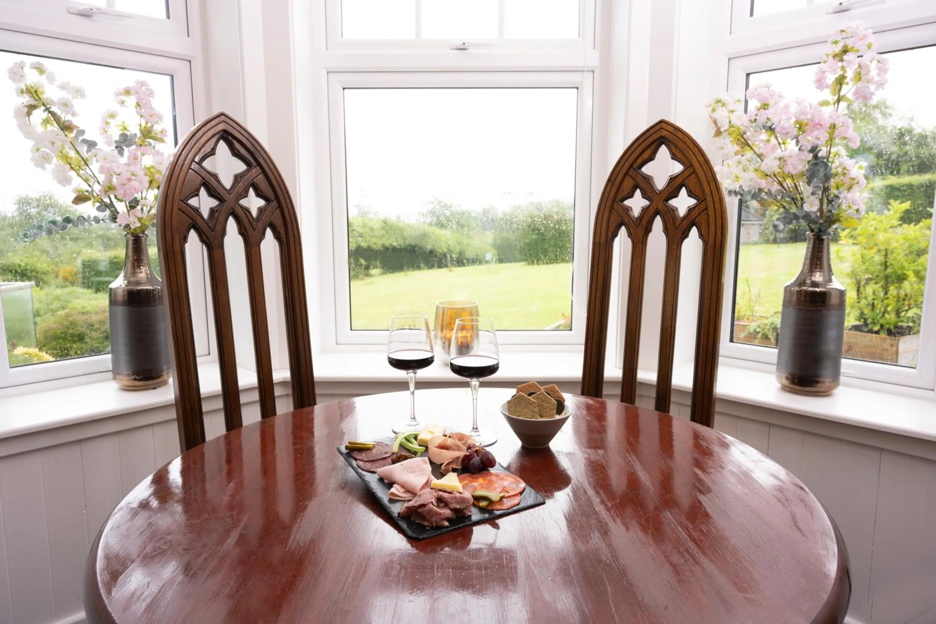 Lounge or bar in Toravaig House Hotel