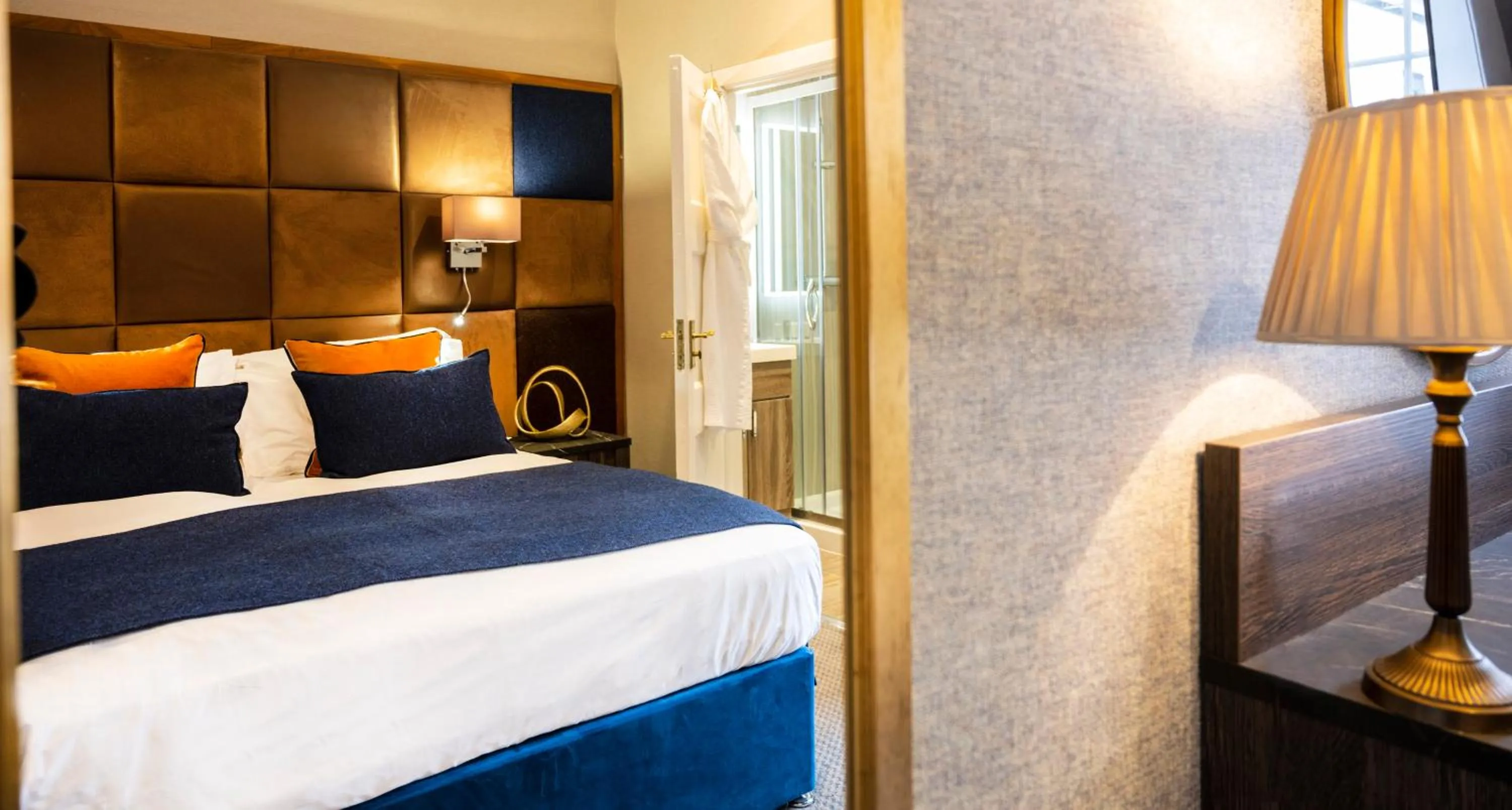 Bedroom, Bed in Toravaig House Hotel