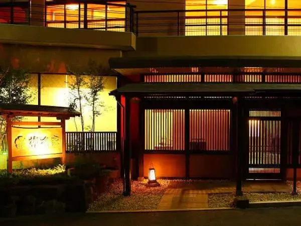 Facade/entrance in Kakimotoya Facade/entrance in Kakimotoya