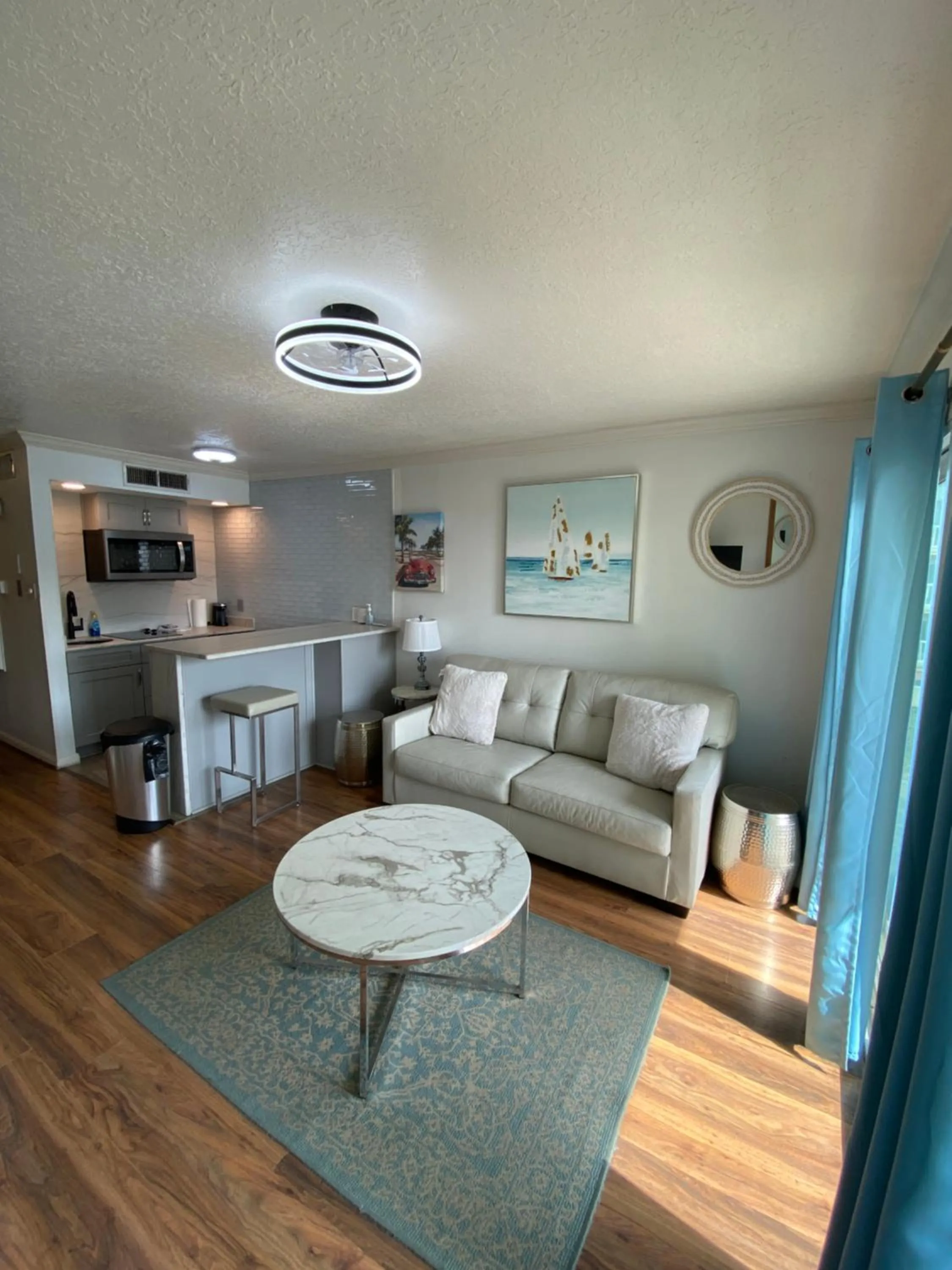 kitchen in The Victorian Condo/Hotel