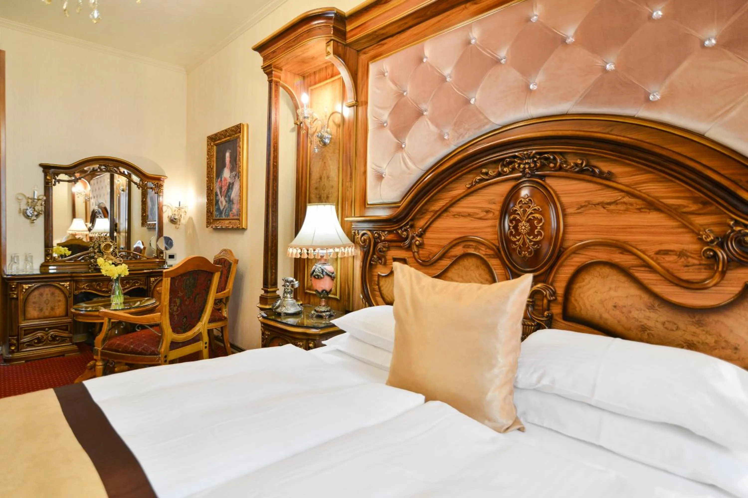 Bedroom, Bed in Premier Prezident Garni Hotel and Spa