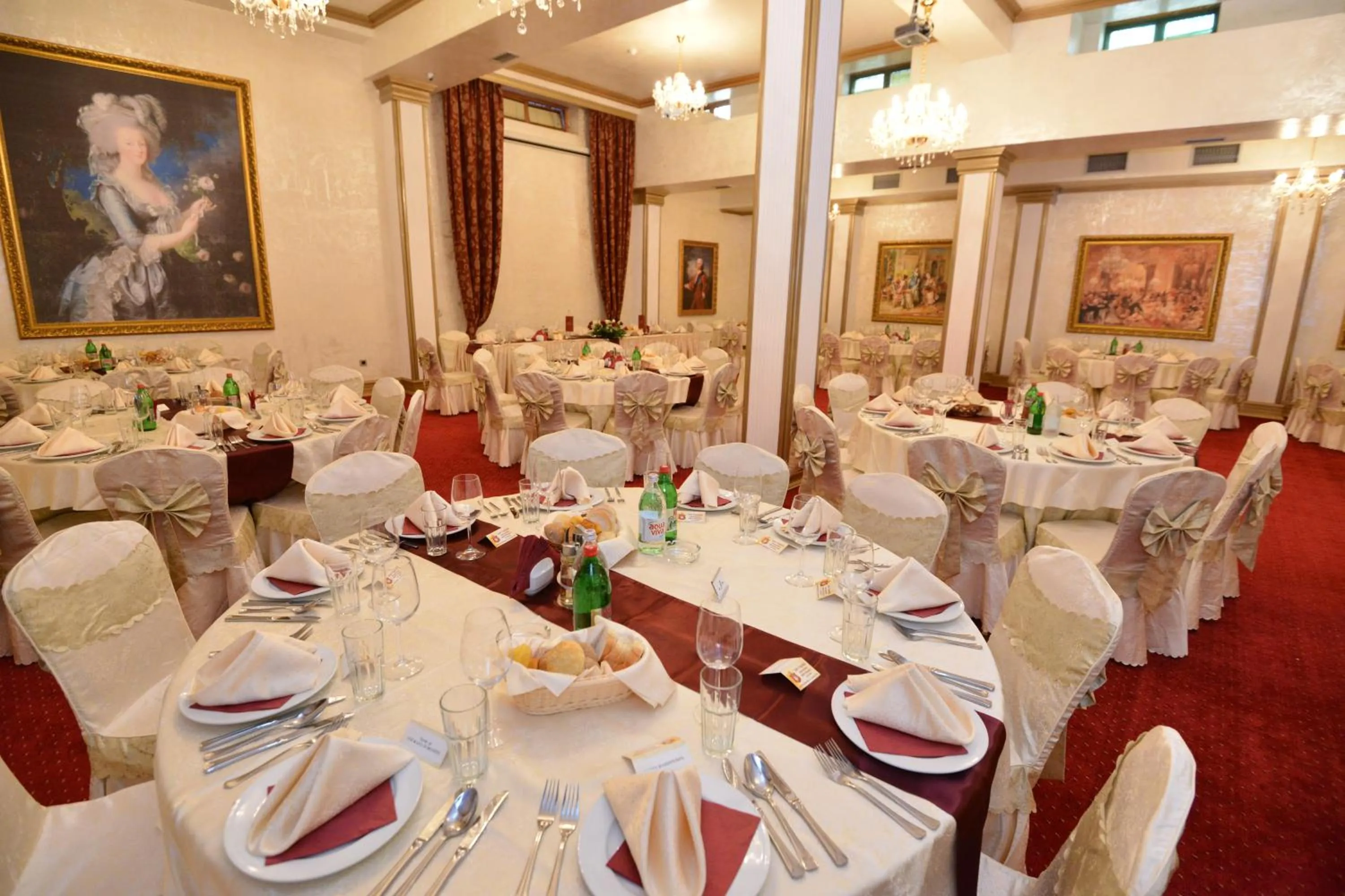 Banquet/Function facilities in Premier Prezident Garni Hotel and Spa