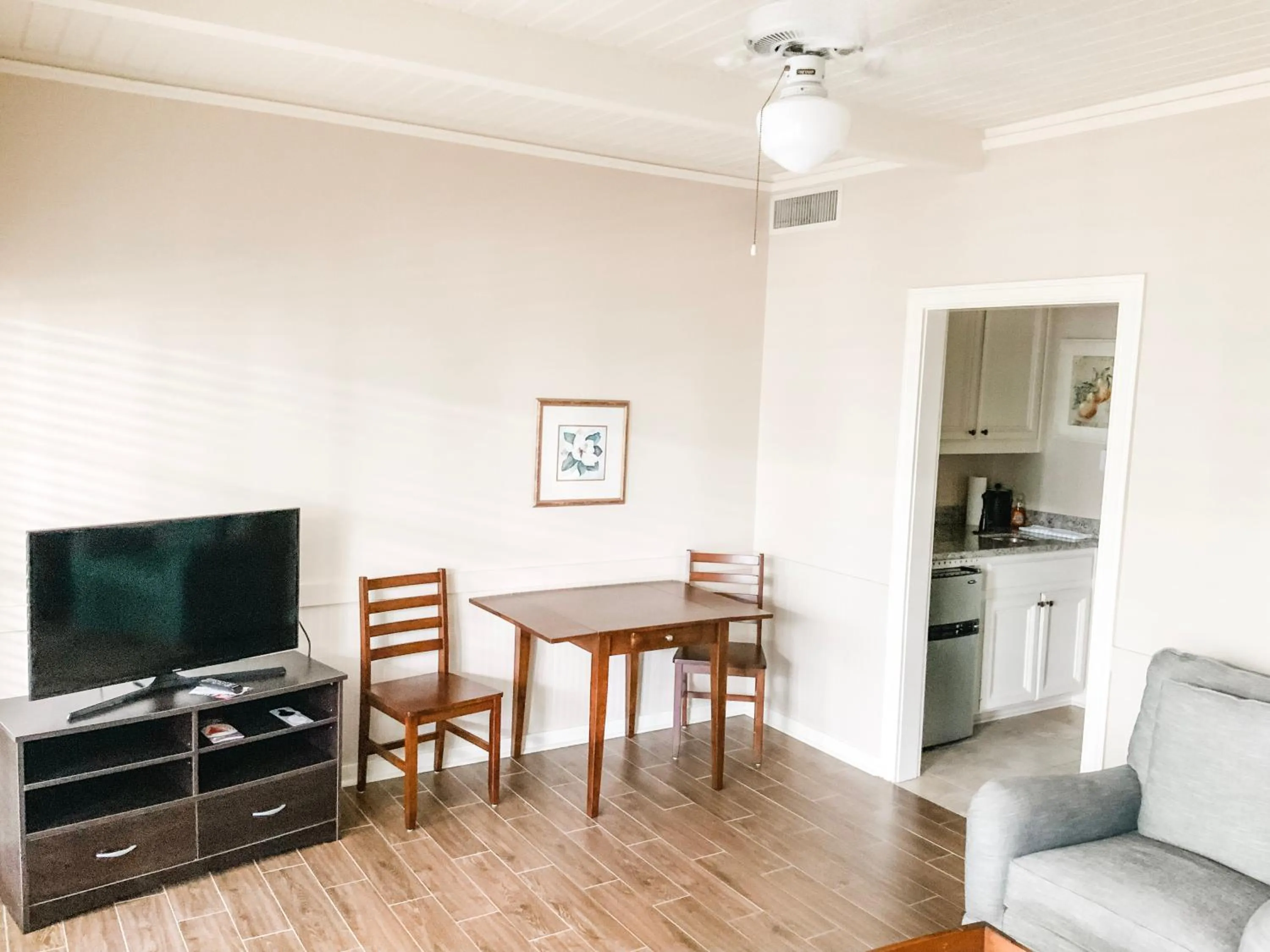 Seating area in The Lodge at The Bluffs