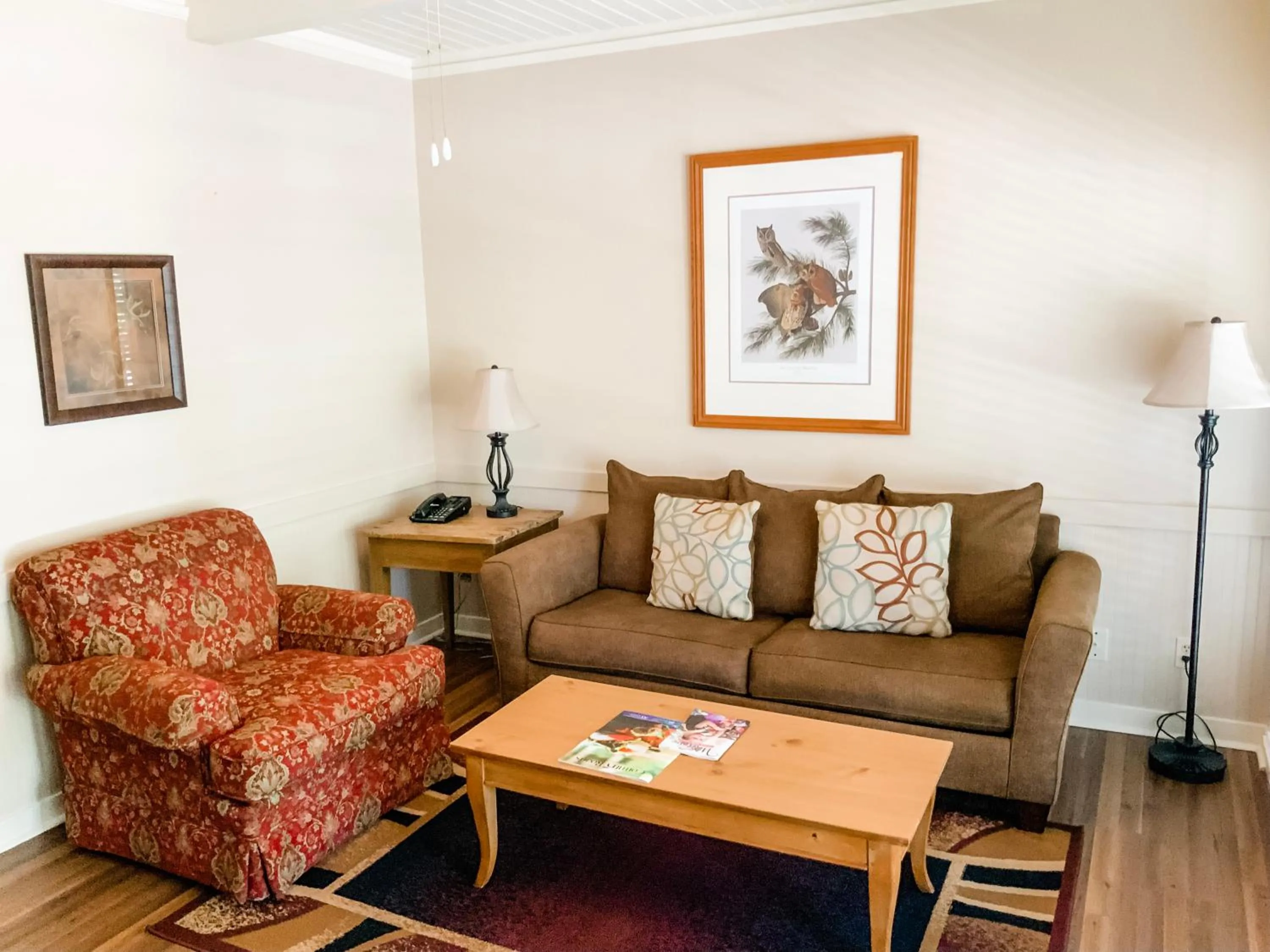 Living room in The Lodge at The Bluffs
