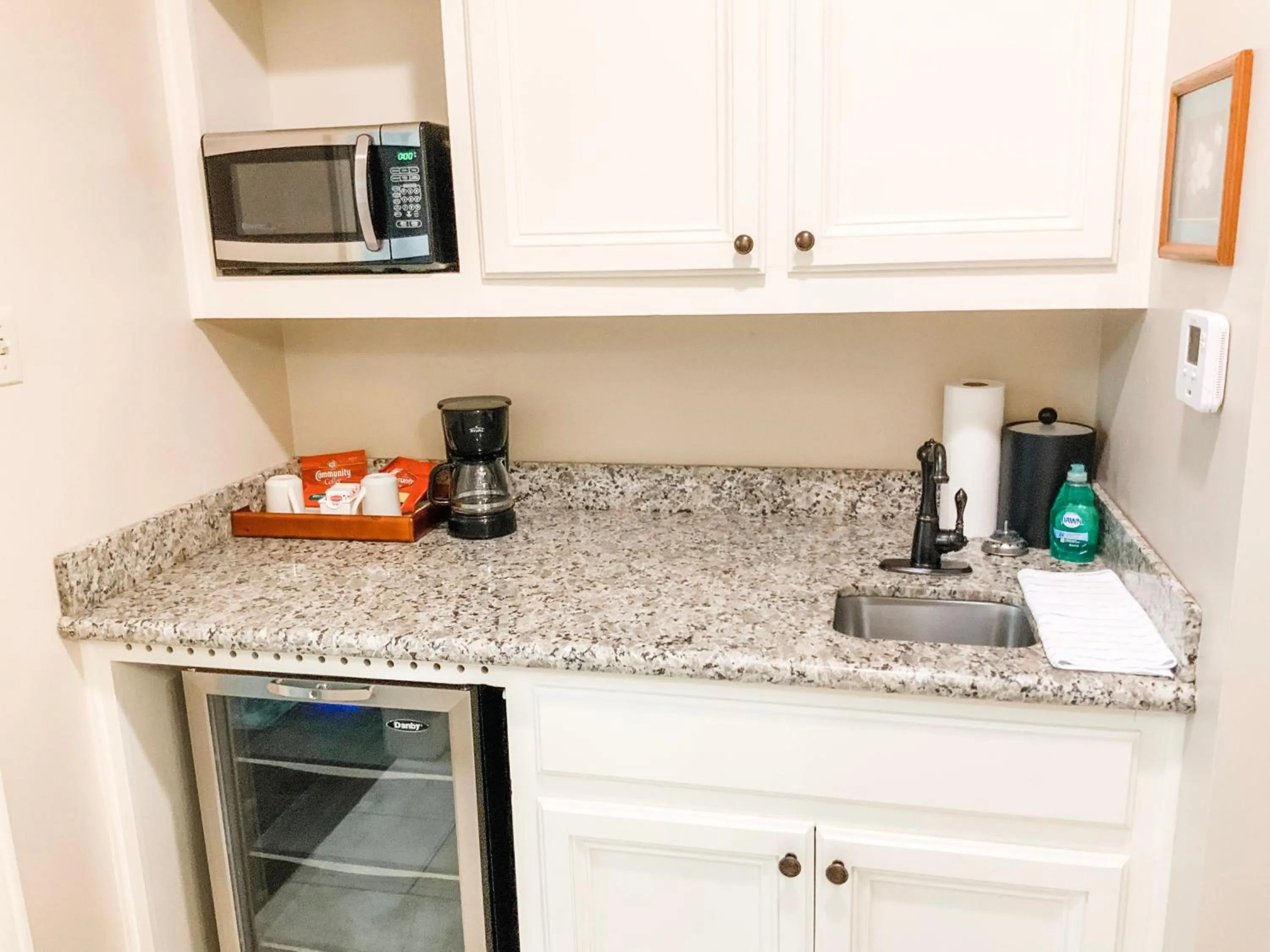 Kitchen or kitchenette in The Lodge at The Bluffs