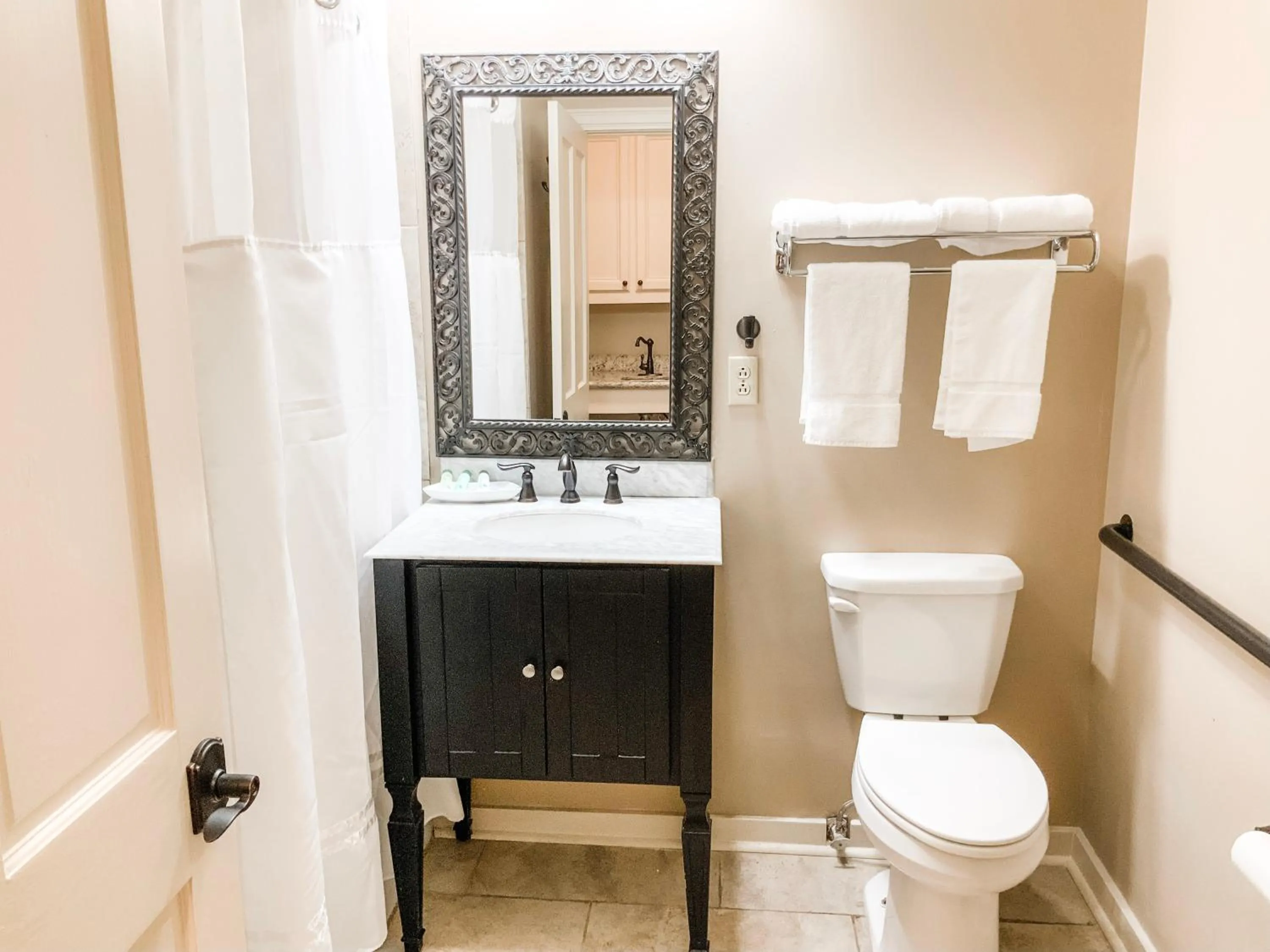 Bathroom in The Lodge at The Bluffs