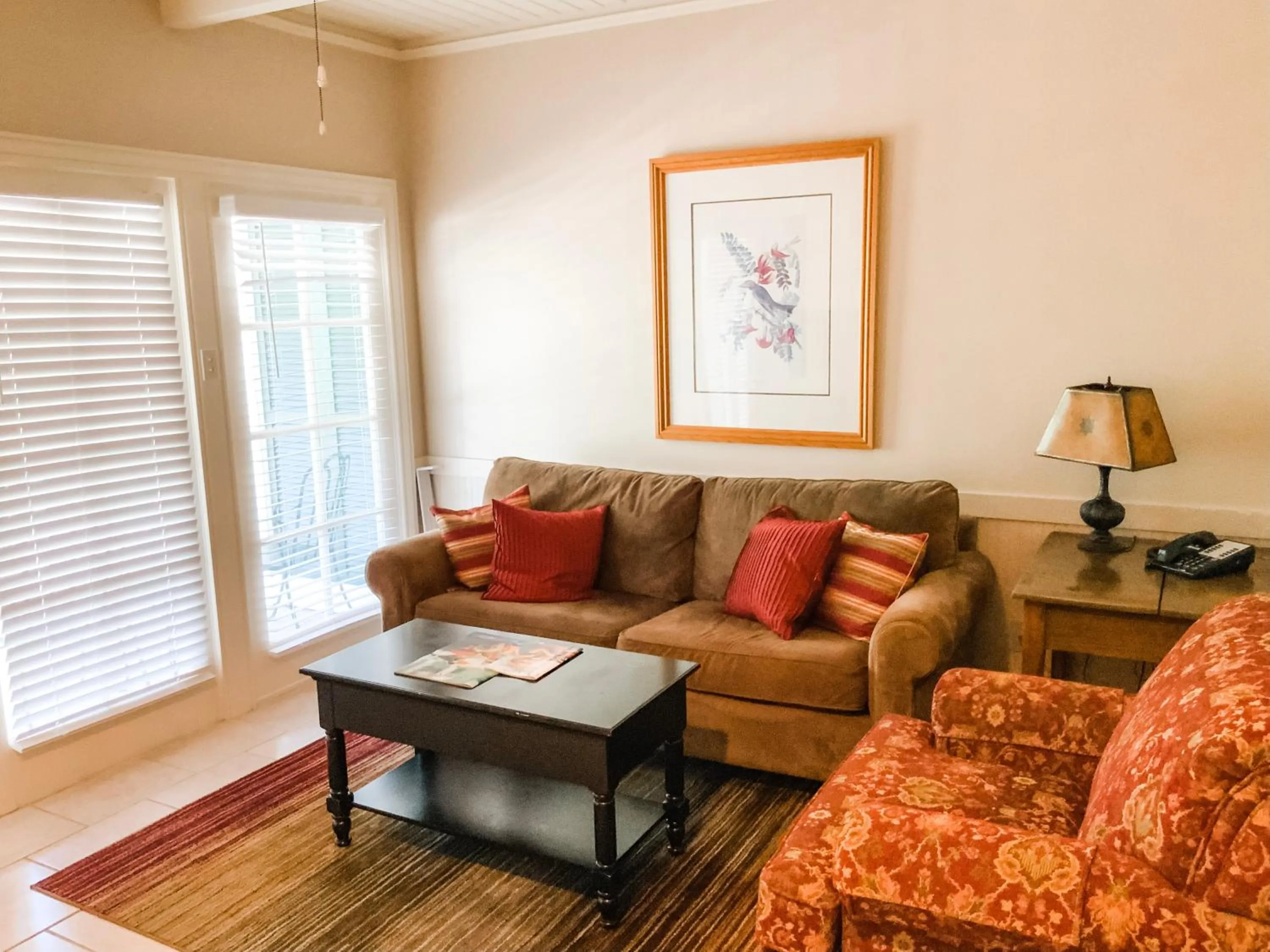 Living room in The Lodge at The Bluffs