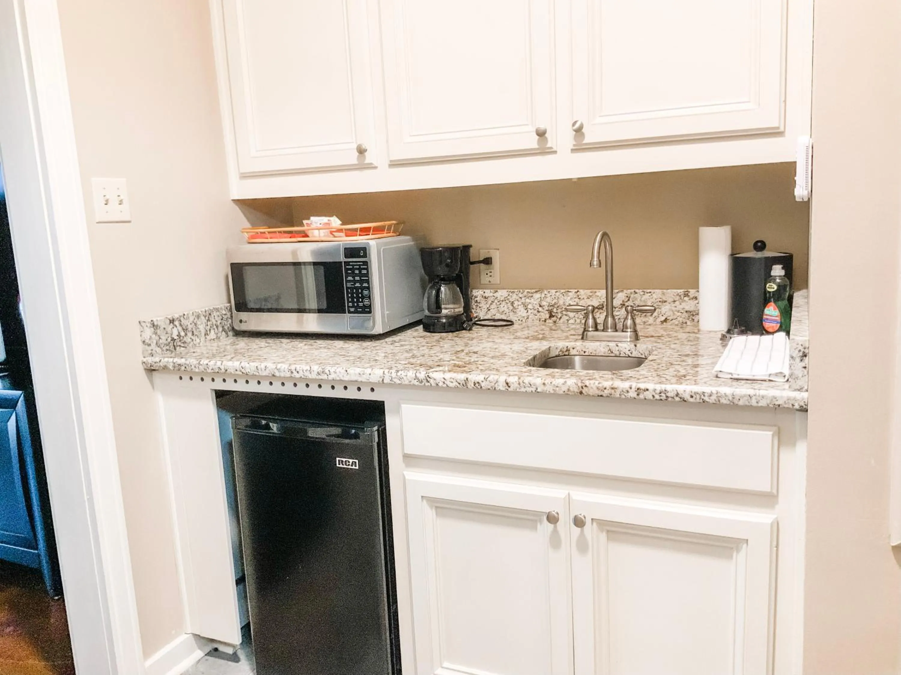Kitchen or kitchenette in The Lodge at The Bluffs