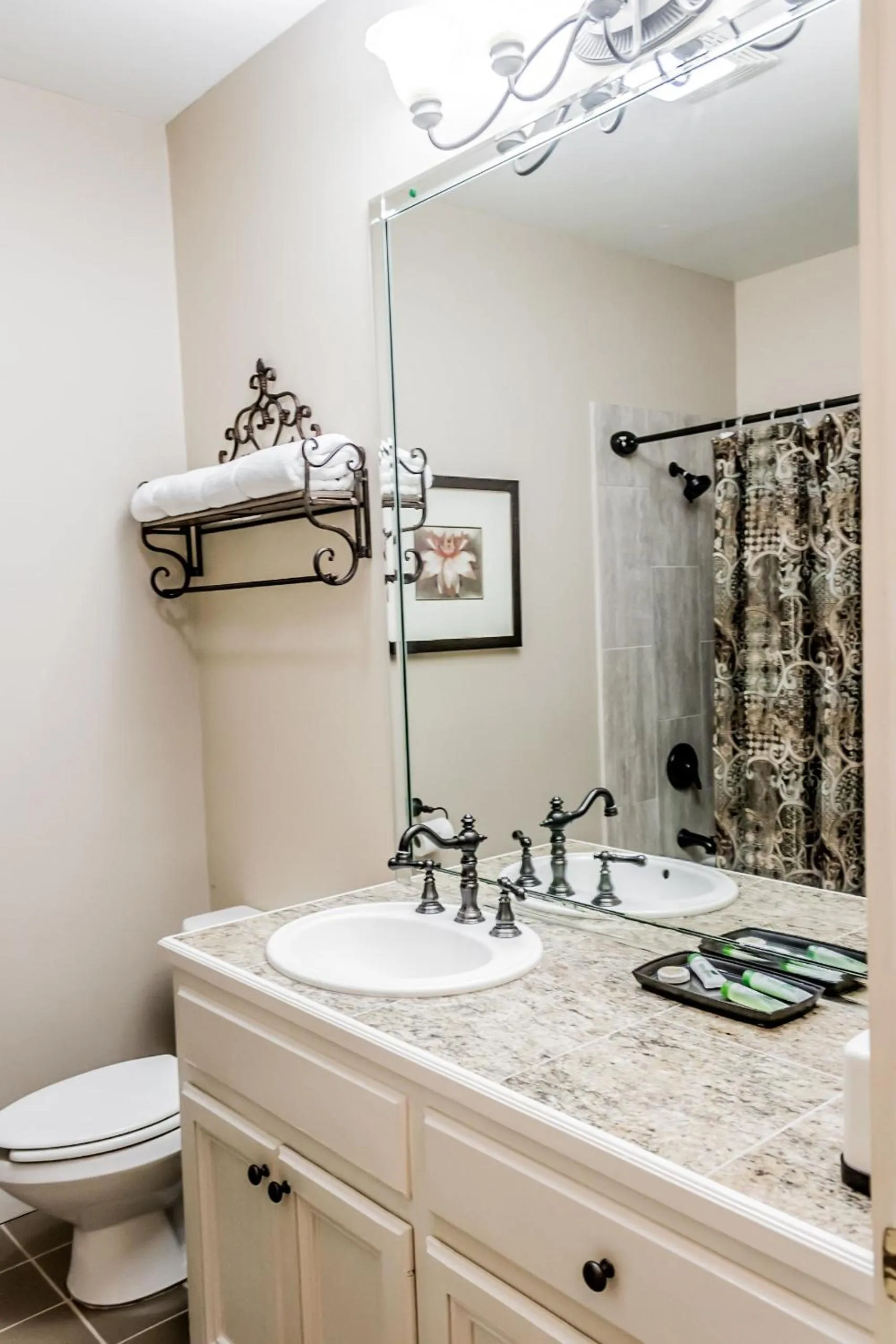 Bathroom in The Lodge at The Bluffs