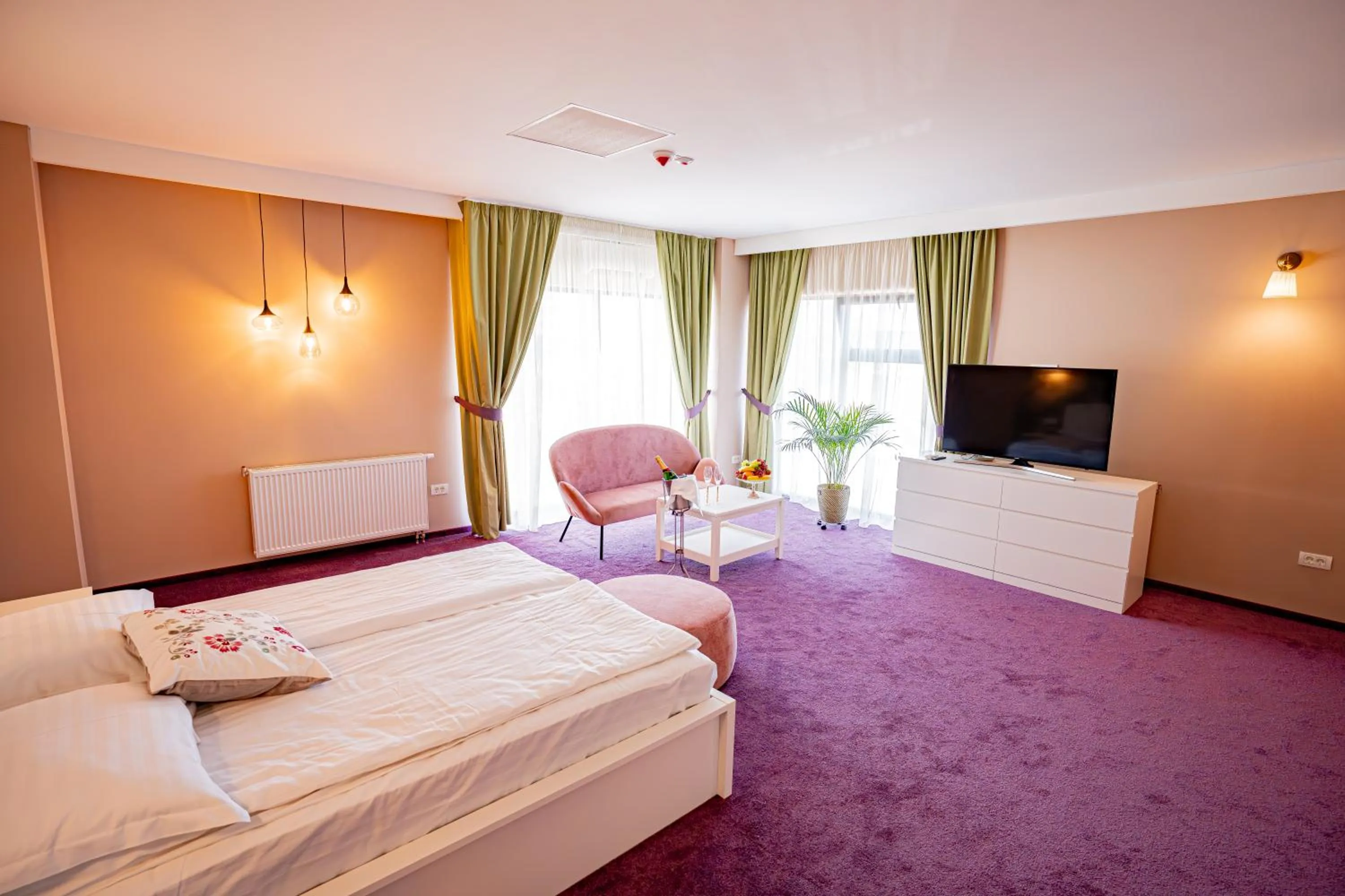 Bed in Hotel Senator