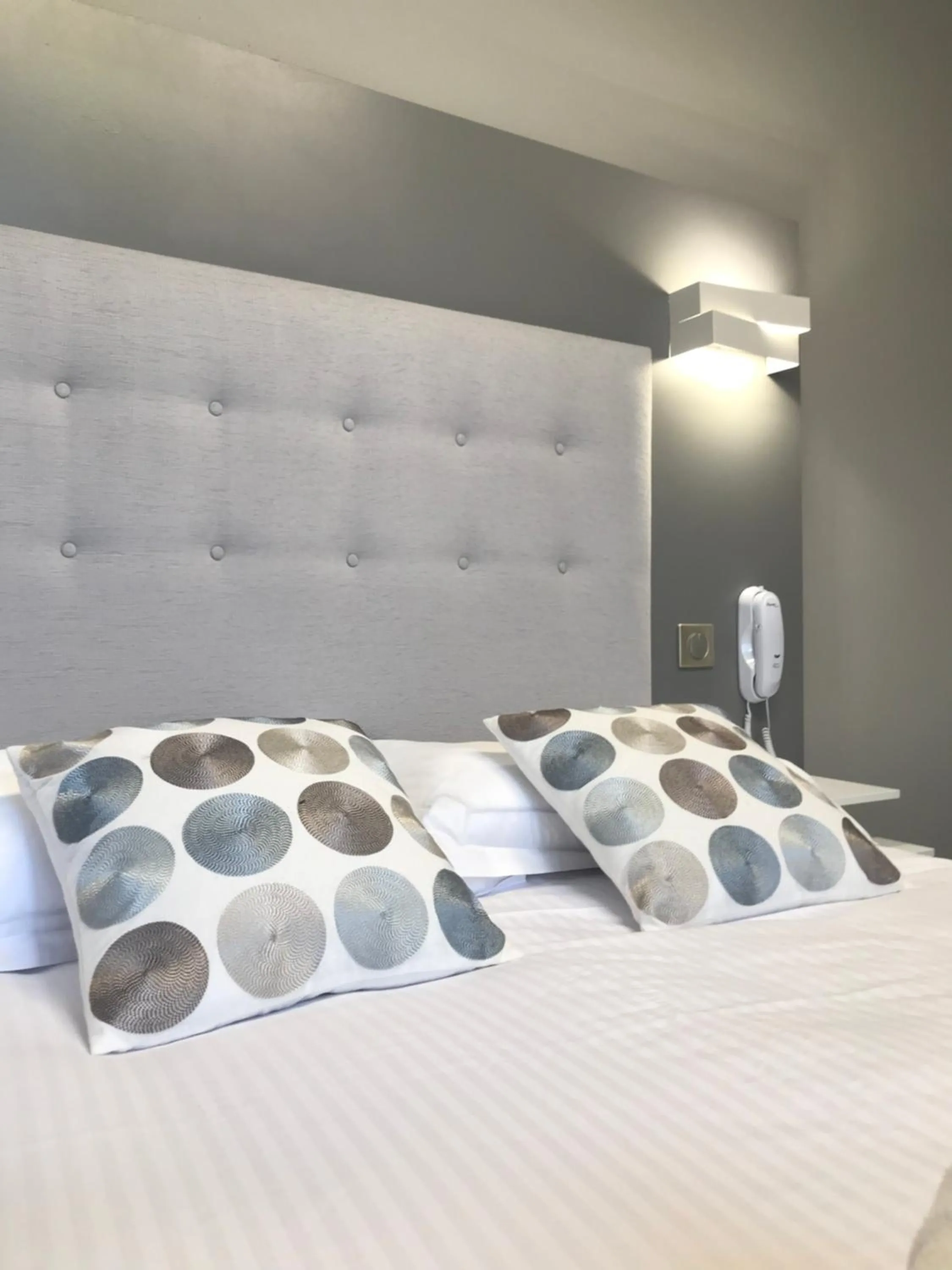 Bedroom, Bed in Hotel La Calanque